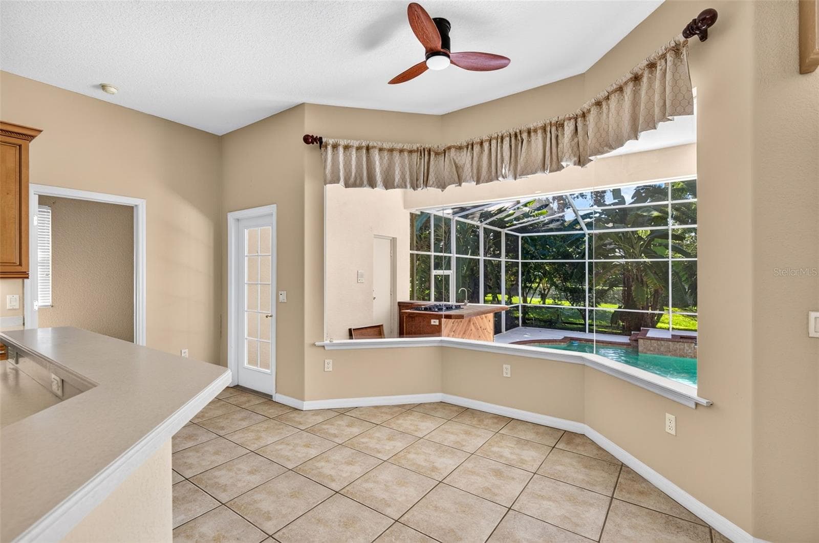Single Family Residence at 725 CITRUS WOOD LN, VALRICO, photo 25 of 74