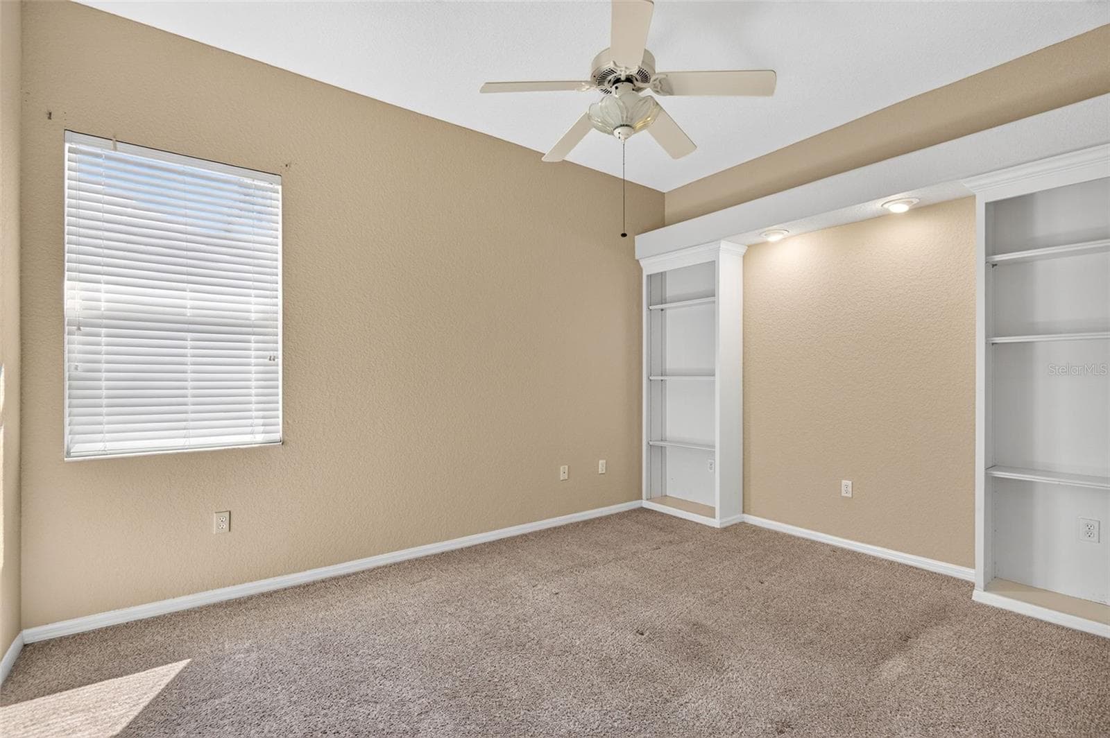 Single Family Residence at 725 CITRUS WOOD LN, VALRICO, photo 39 of 74