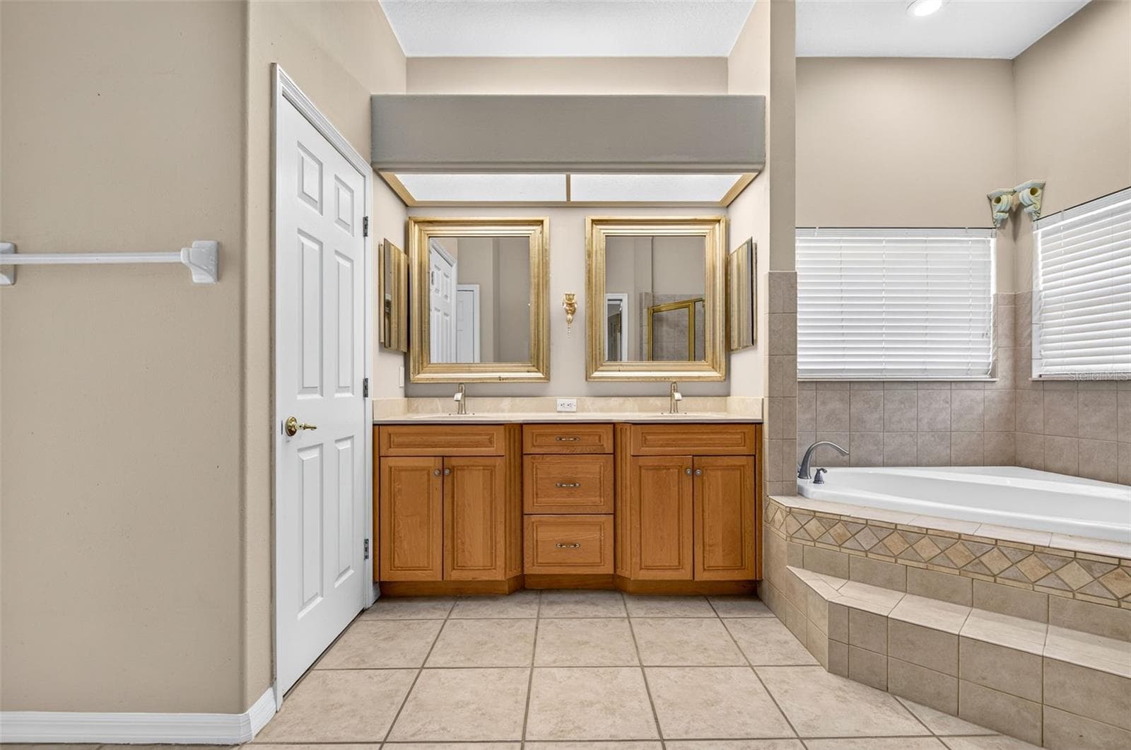 Single Family Residence at 725 CITRUS WOOD LN, VALRICO, photo 50 of 74