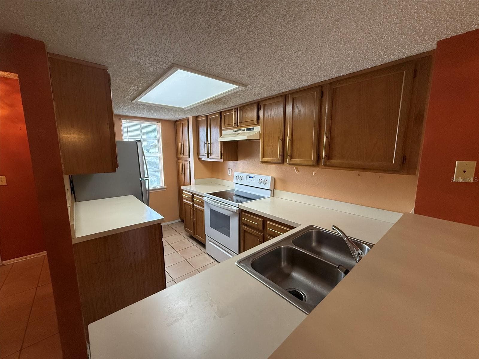 Townhouse at 6681 121ST AVE #G, LARGO, photo 5 of 37