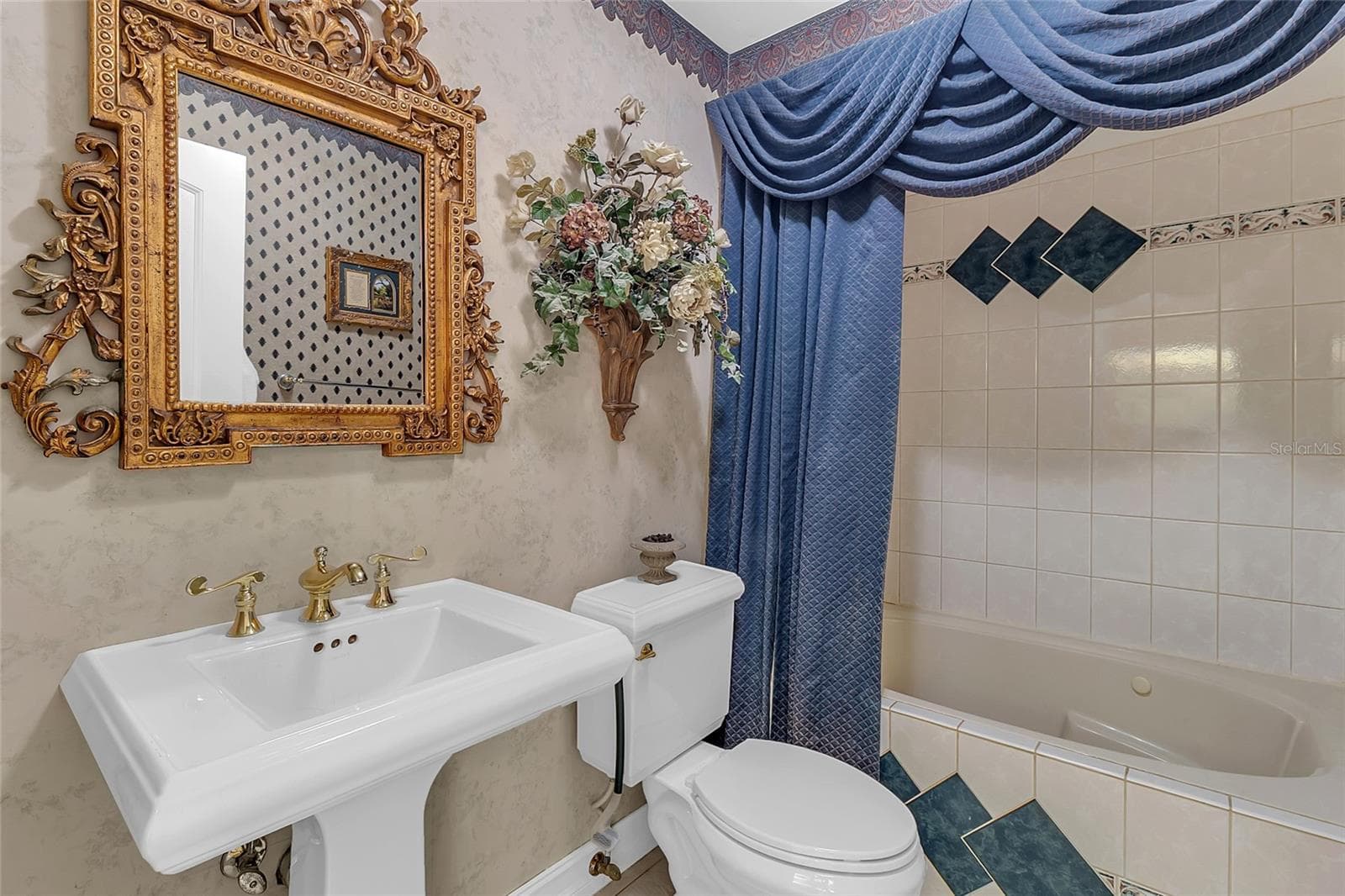 2nd Bathroom - 4113 FAIRVIEW VISTA PT #311, ORLANDO