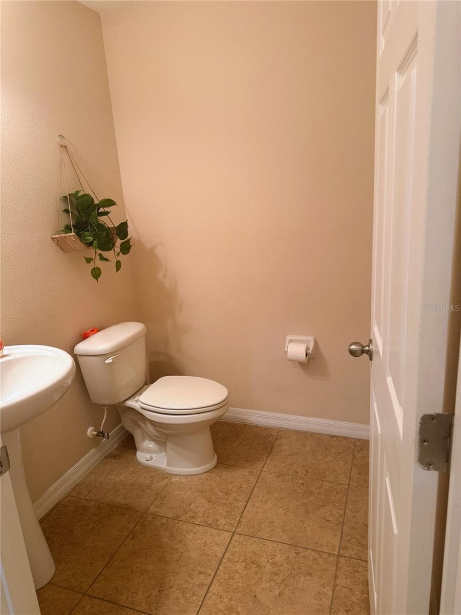 Half Bath - 4884 POOLSIDE DR, ST CLOUD