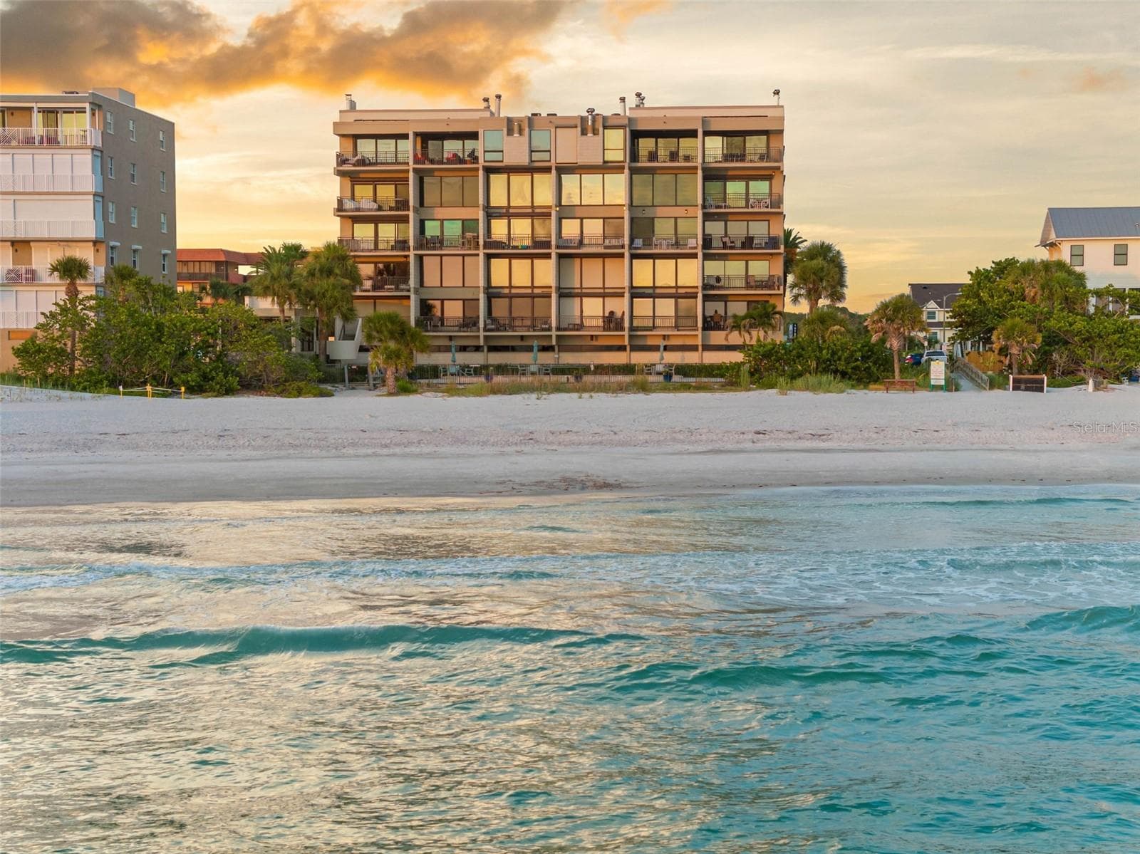 Twilight on the beach - 19700 GULF BLVD #202, INDIAN SHORES