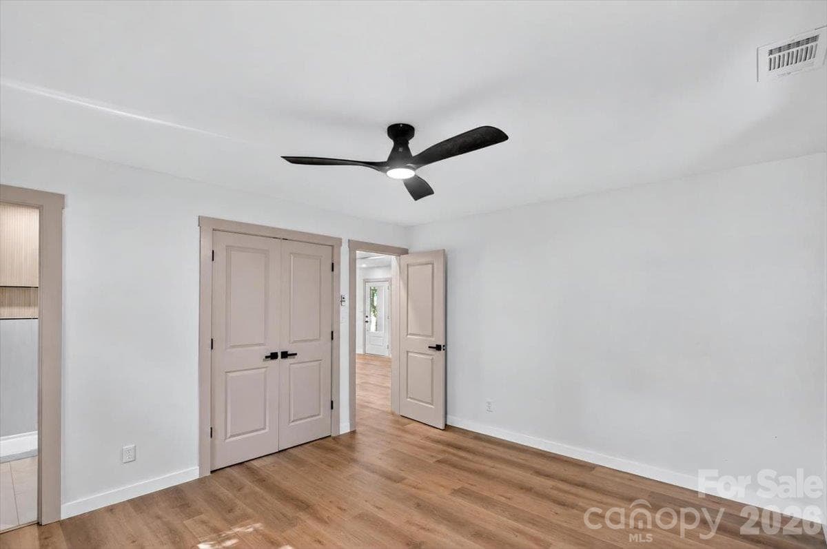 Single Family Residence at 3921 Havenwood Road, Charlotte, photo 13 of 24