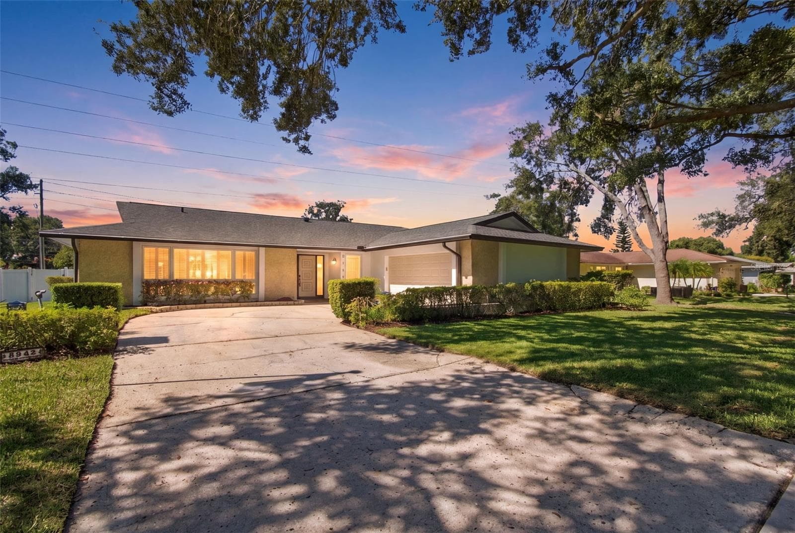 Single Family Residence at 2942 CLUBHOUSE DR W, CLEARWATER, photo 2 of 63