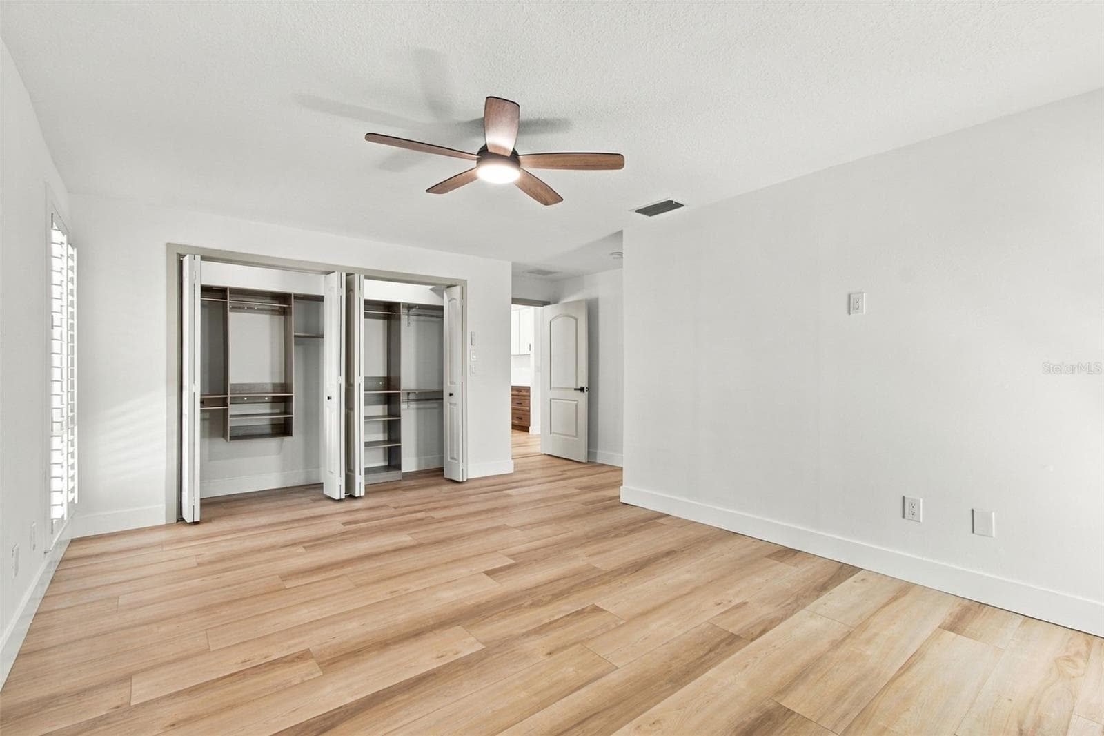 Primary - 2942 CLUBHOUSE DR W, CLEARWATER