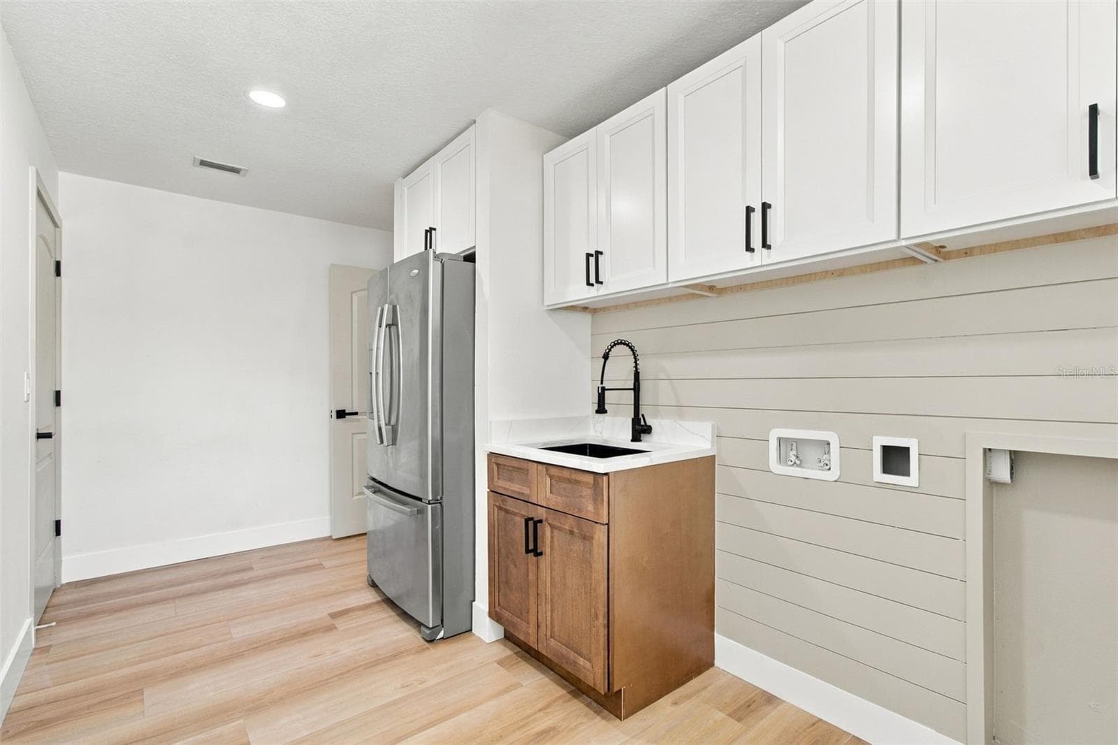Laundry Room - 2942 CLUBHOUSE DR W, CLEARWATER