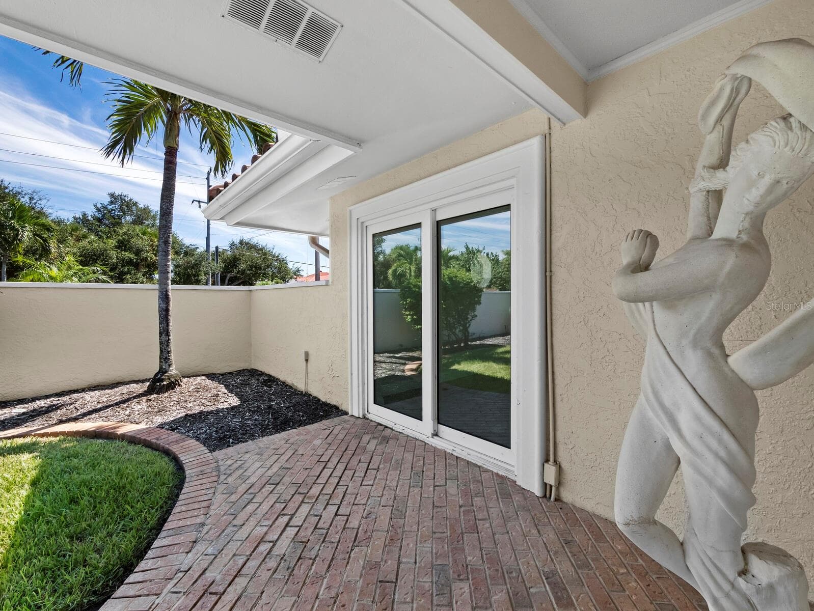 Single Family Residence at 5012 HIGEL AVE, SARASOTA, photo 8 of 68