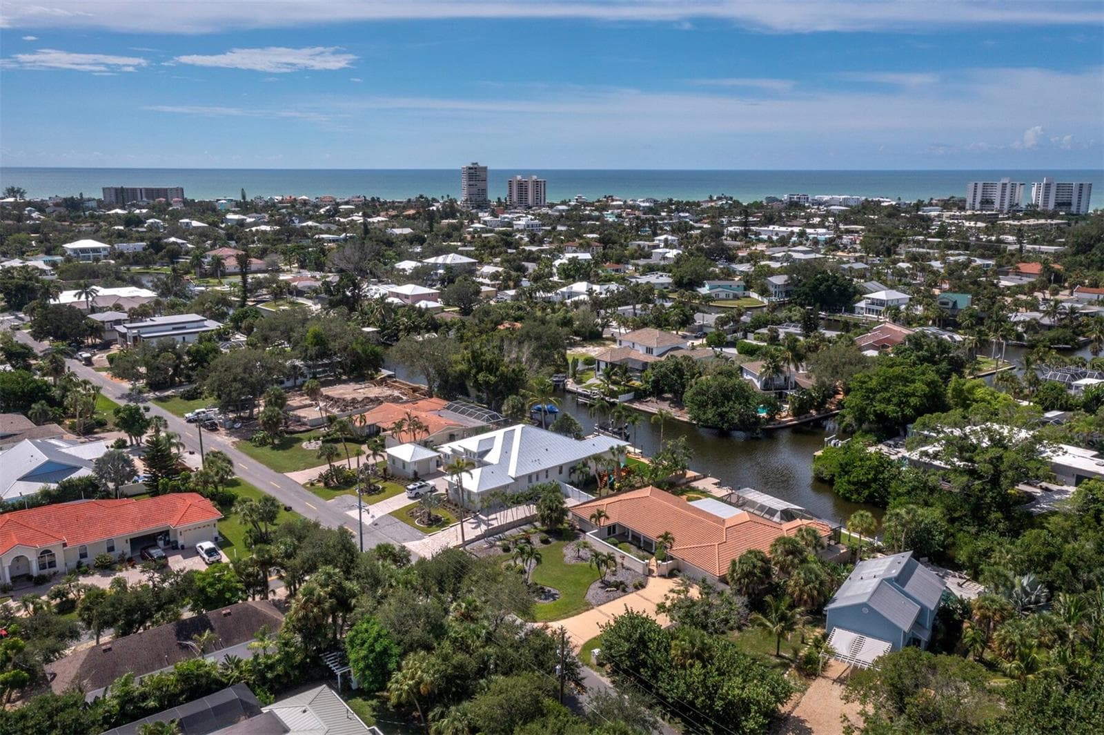 Single Family Residence at 5012 HIGEL AVE, SARASOTA, photo 65 of 68