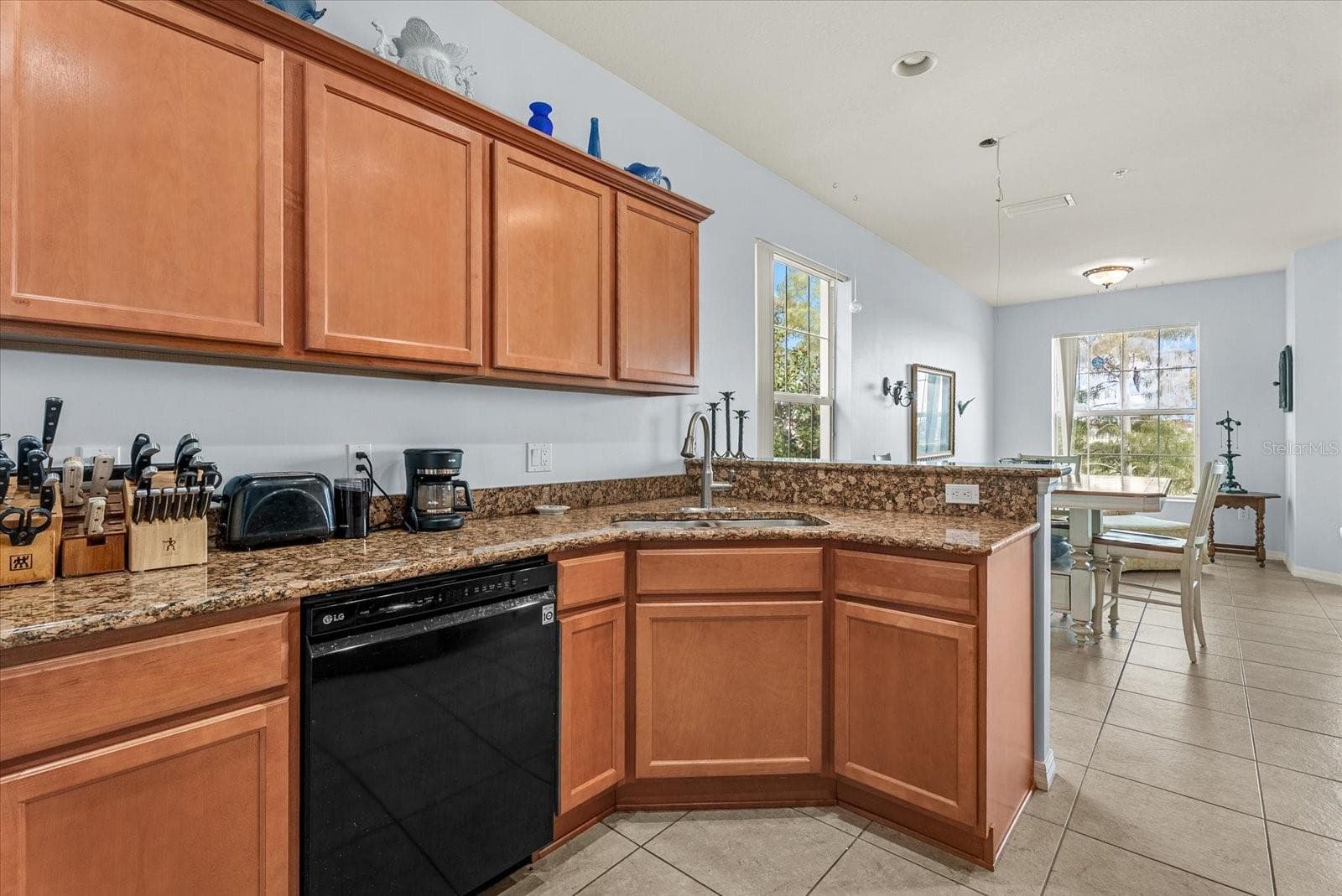 Condominium at 5725 FOSSANO DR #706, SARASOTA, photo 19 of 34
