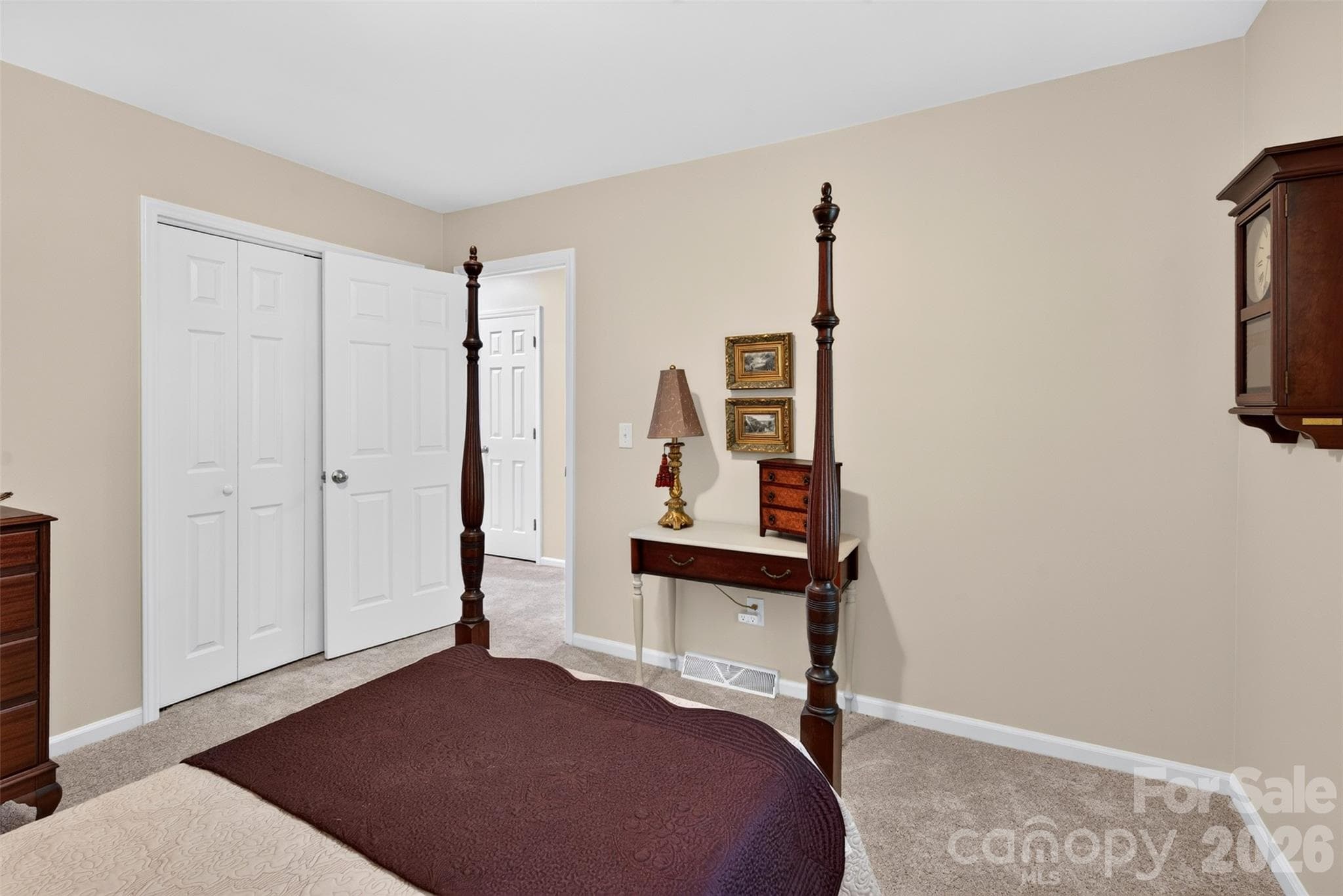 guest room 1 - 2209 Rainbrook Drive, Monroe