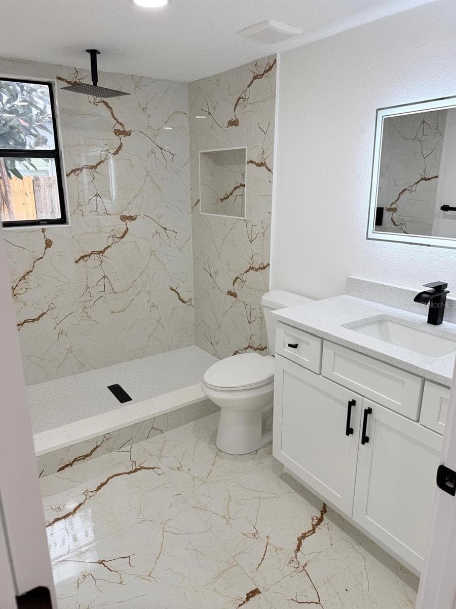 Single Family Residence at 1804 EDMUNDSHIRE RD, ORLANDO, photo 16 of 30