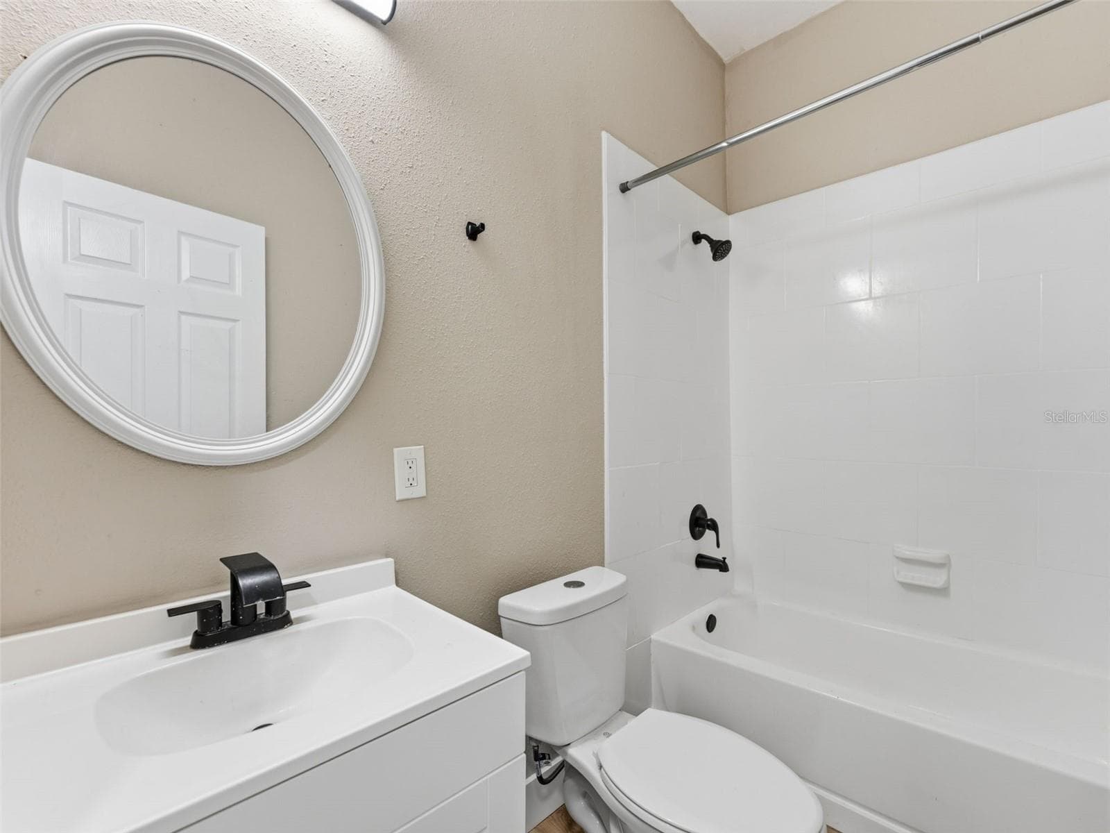 Single Family Residence at 1740 W CHERRY ST, TAMPA, photo 10 of 26