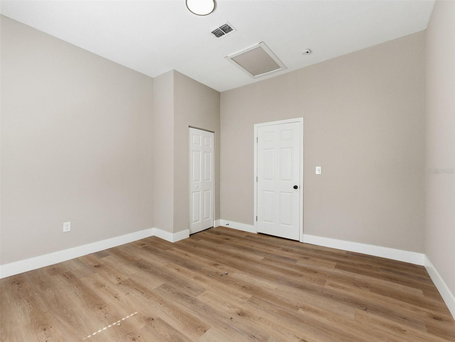 Single Family Residence at 1740 W CHERRY ST, TAMPA, photo 13 of 26
