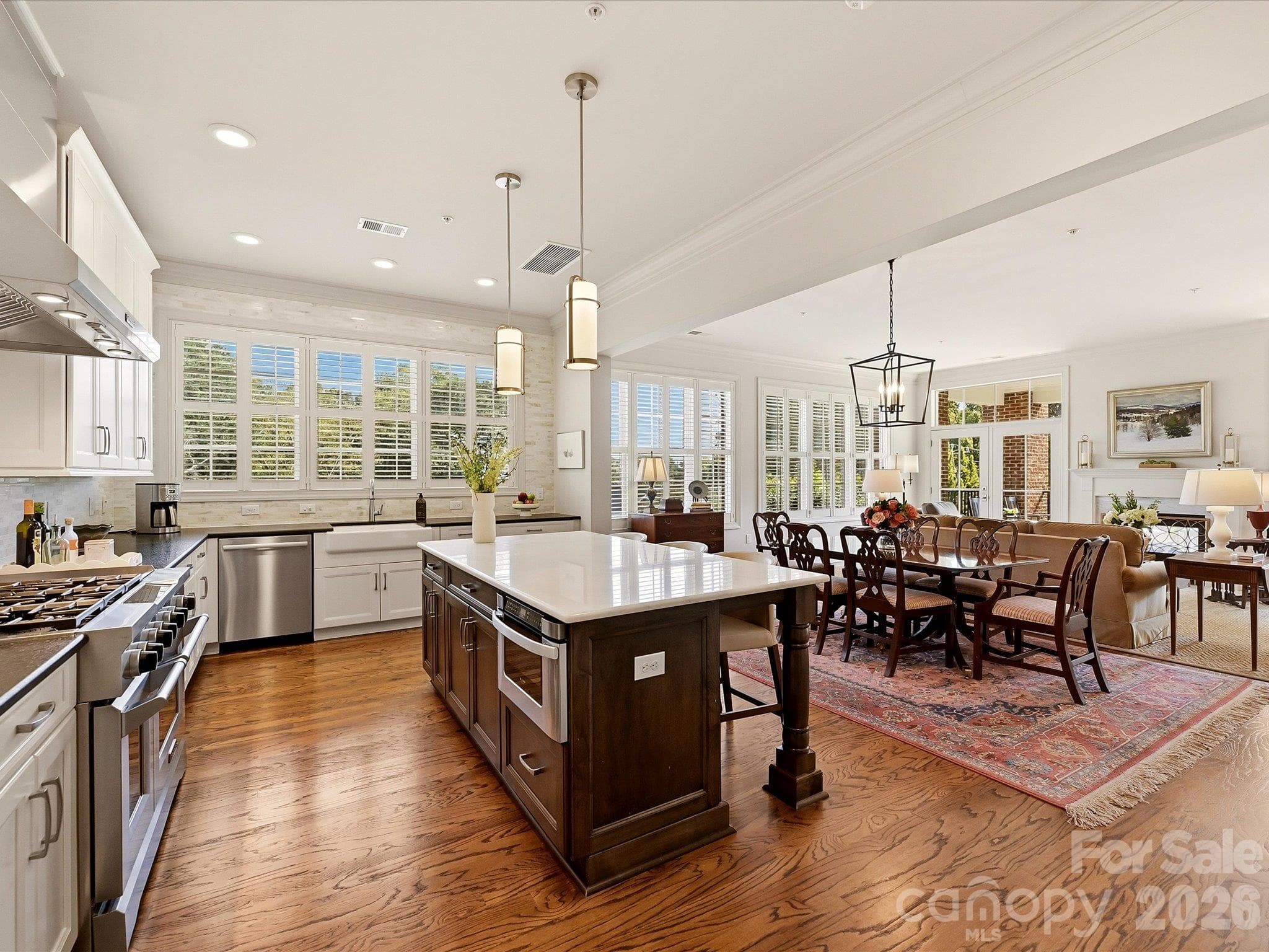 Condominium at 2251 Selwyn Avenue, Charlotte, photo 21 of 48
