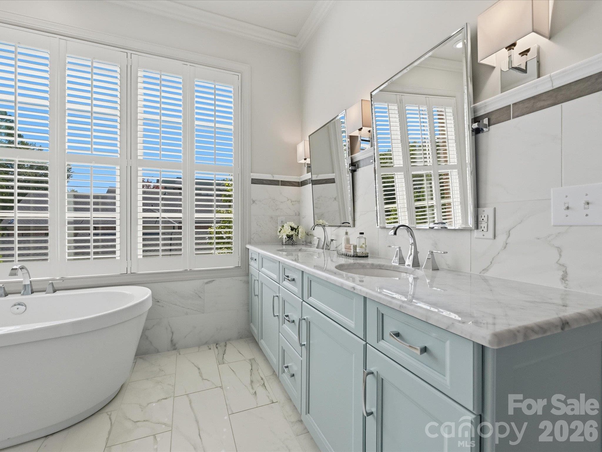 Condominium at 2251 Selwyn Avenue, Charlotte, photo 27 of 48
