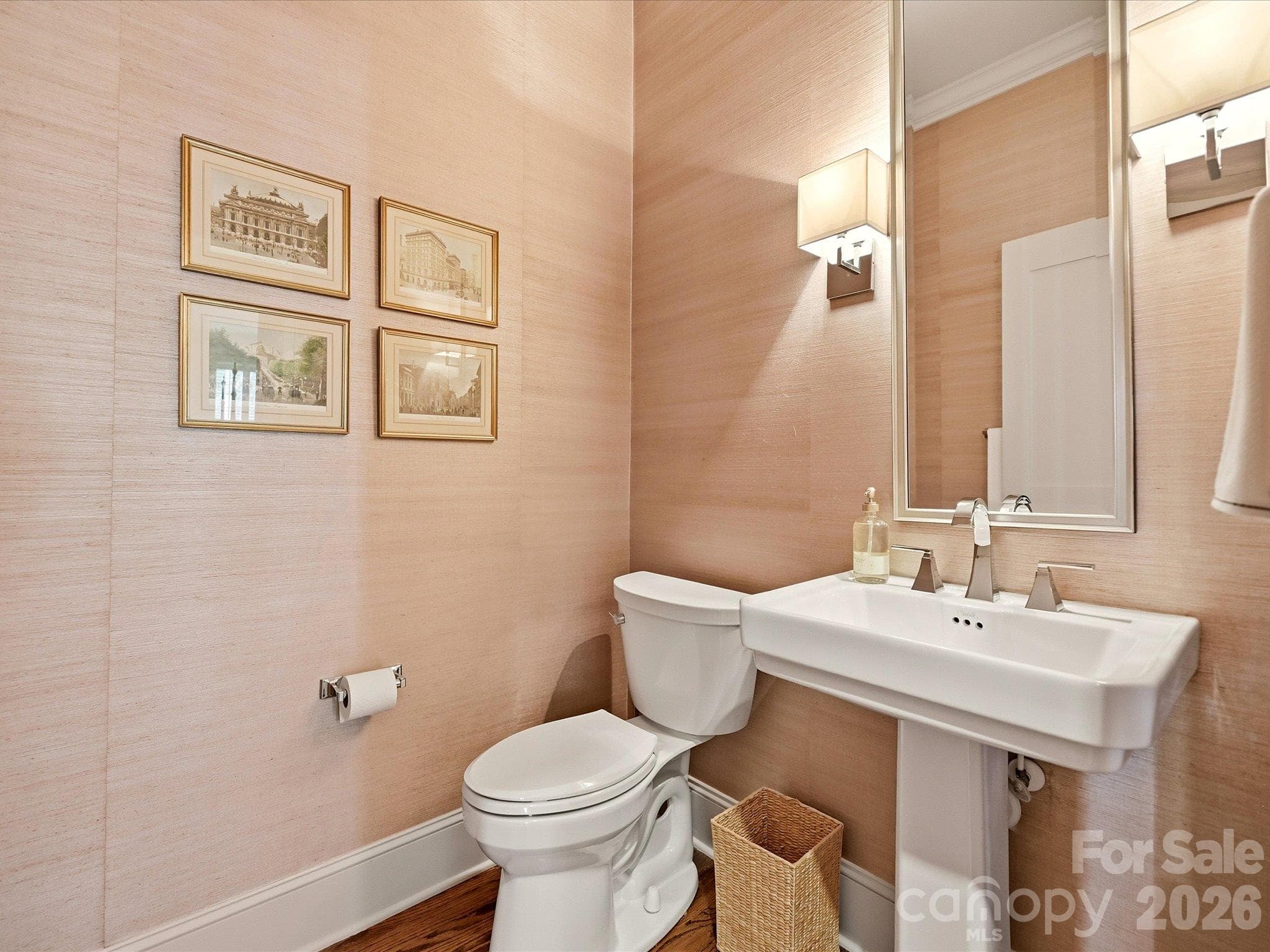 Condominium at 2251 Selwyn Avenue, Charlotte, photo 38 of 48