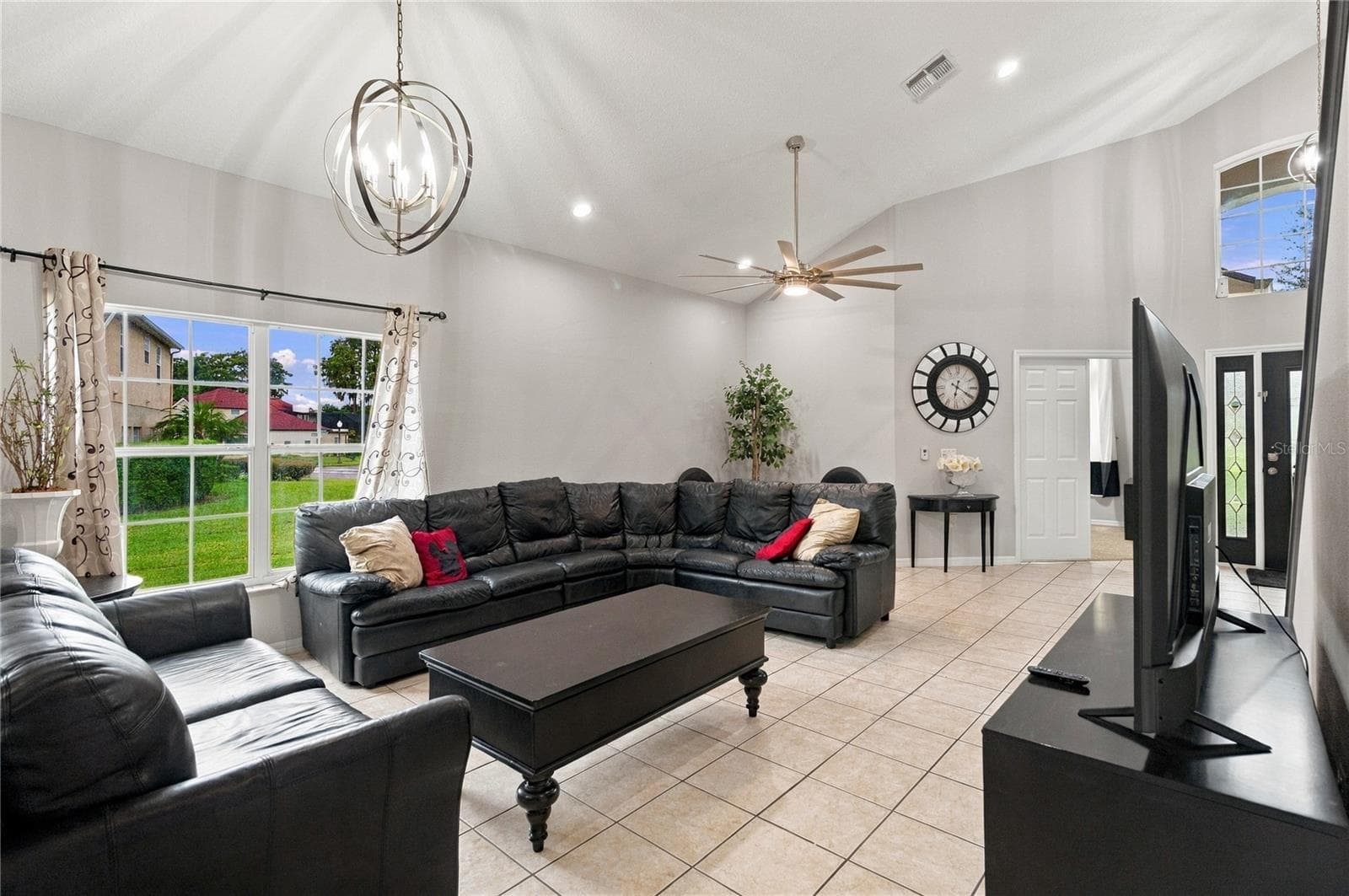 Single Family Residence at 2728 FORMOSA BLVD, KISSIMMEE, photo 6 of 46