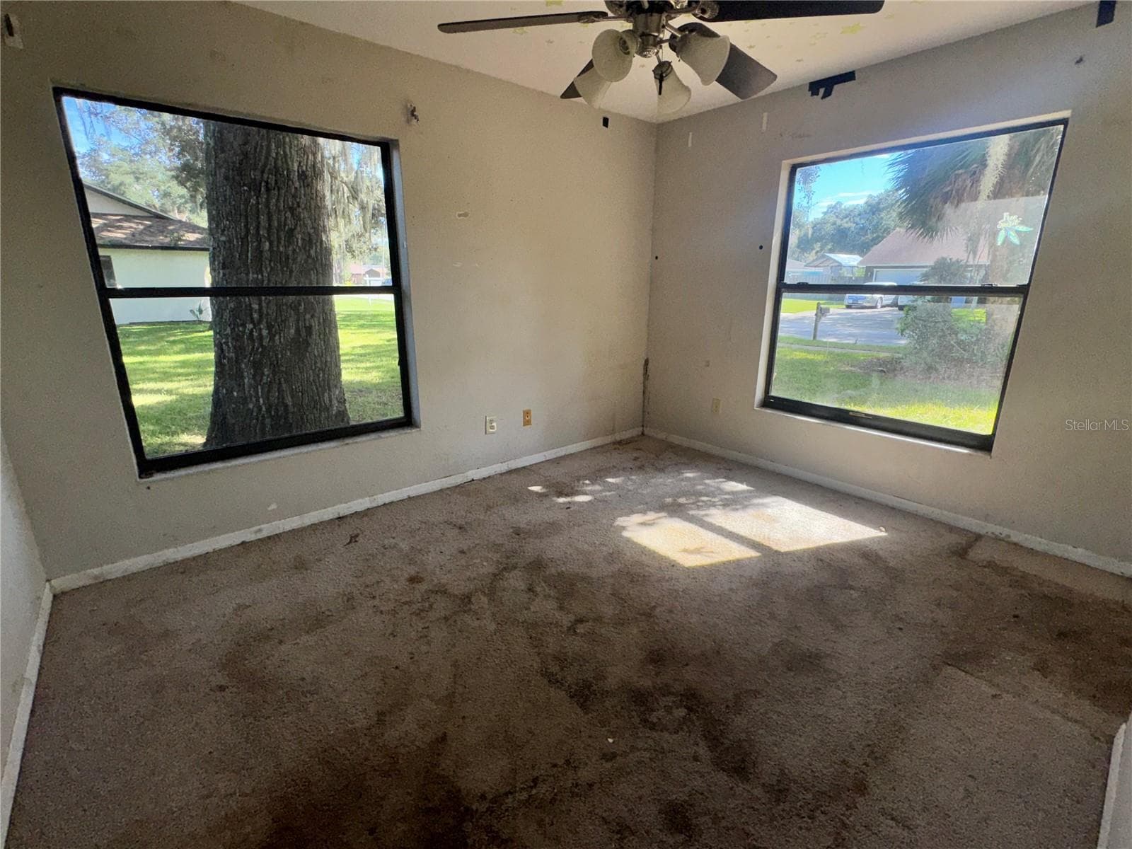 Single Family Residence at 477 WOODSTOCK DR, PORT ORANGE, photo 8 of 14