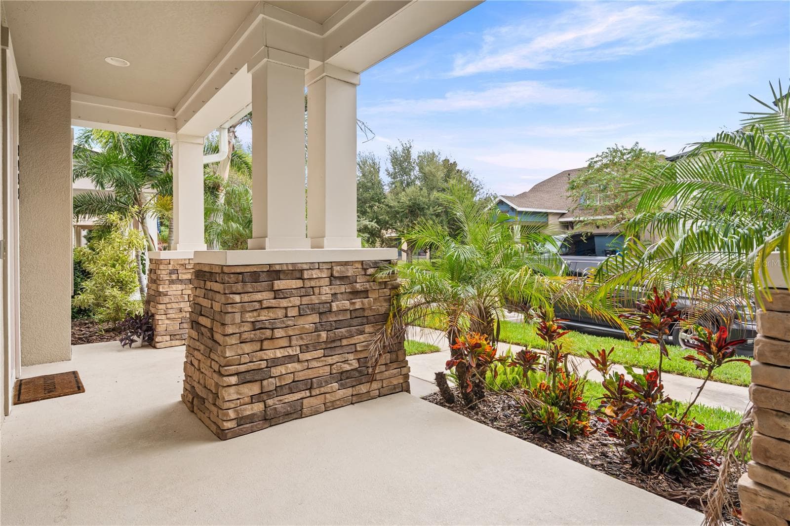 Single Family Residence at 5955 CALDERA RIDGE DR, LITHIA, photo 3 of 74