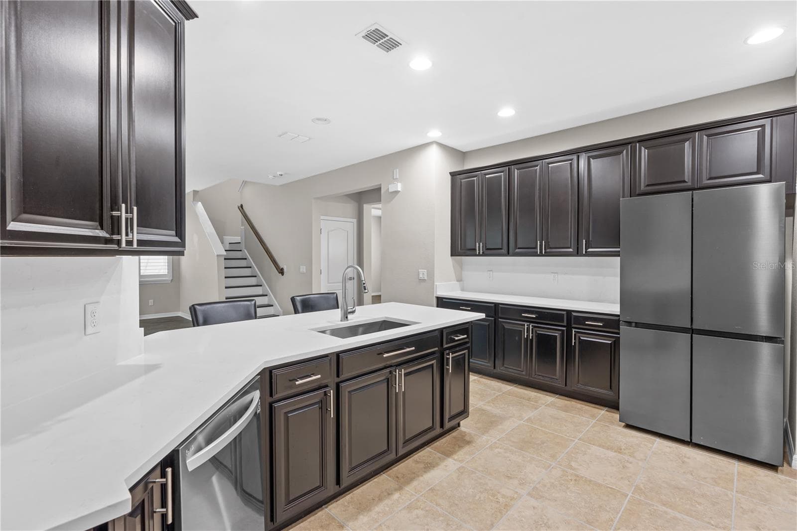 Single Family Residence at 5955 CALDERA RIDGE DR, LITHIA, photo 7 of 74