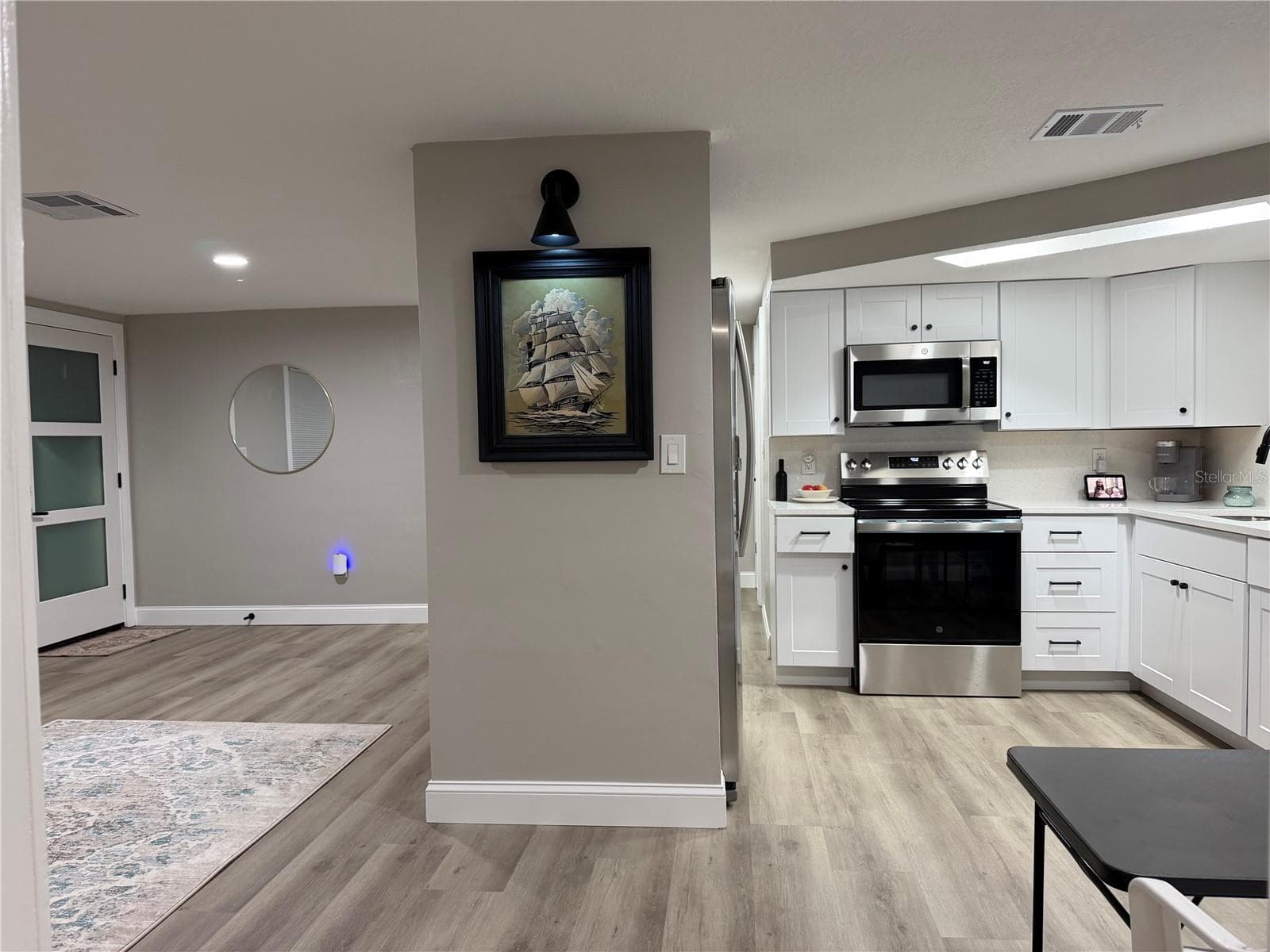 Single Family Residence at 7220 FOX HOLLOW DR, PORT RICHEY, photo 5 of 28