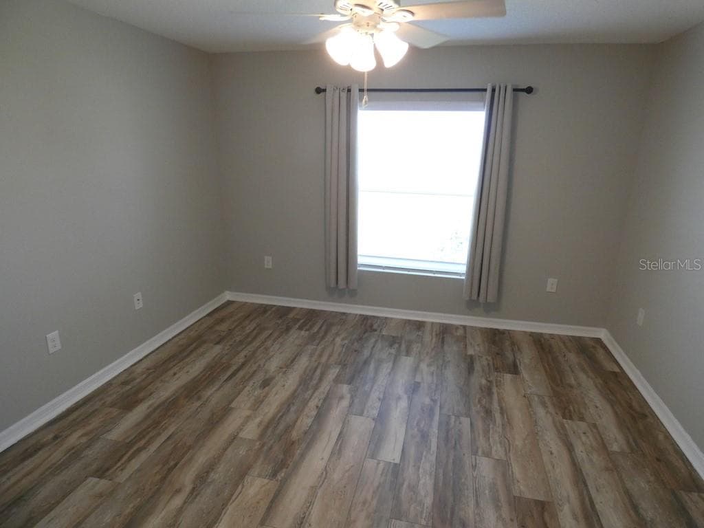 Single Family Residence at ZEPHYR LAKES SUB, ZEPHYRHILLS, photo 30 of 47