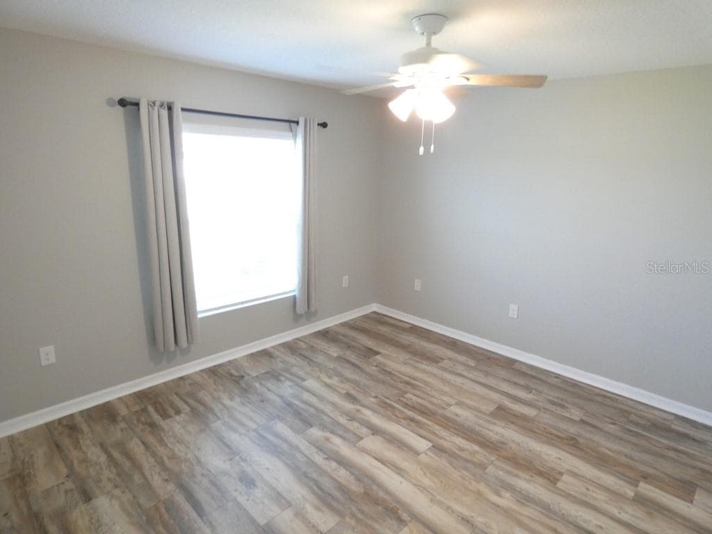 Single Family Residence at ZEPHYR LAKES SUB, ZEPHYRHILLS, photo 36 of 47