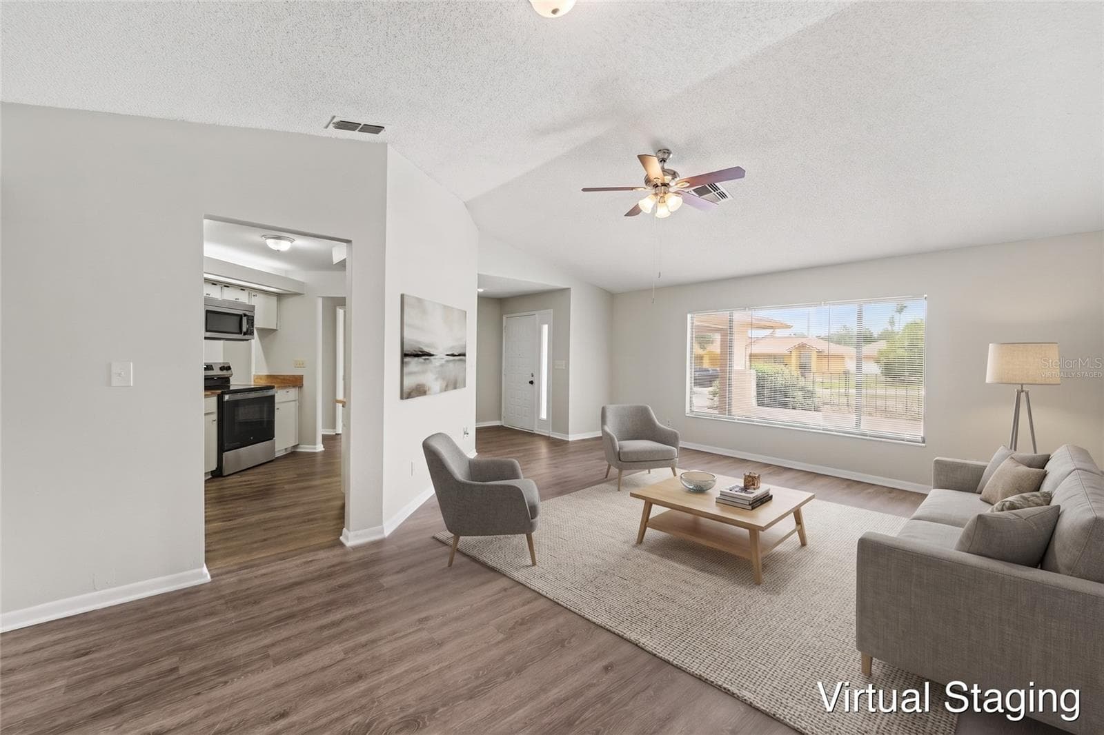 Virtually staged - 4386 CRAIGDARRAGH AVE, SPRING HILL
