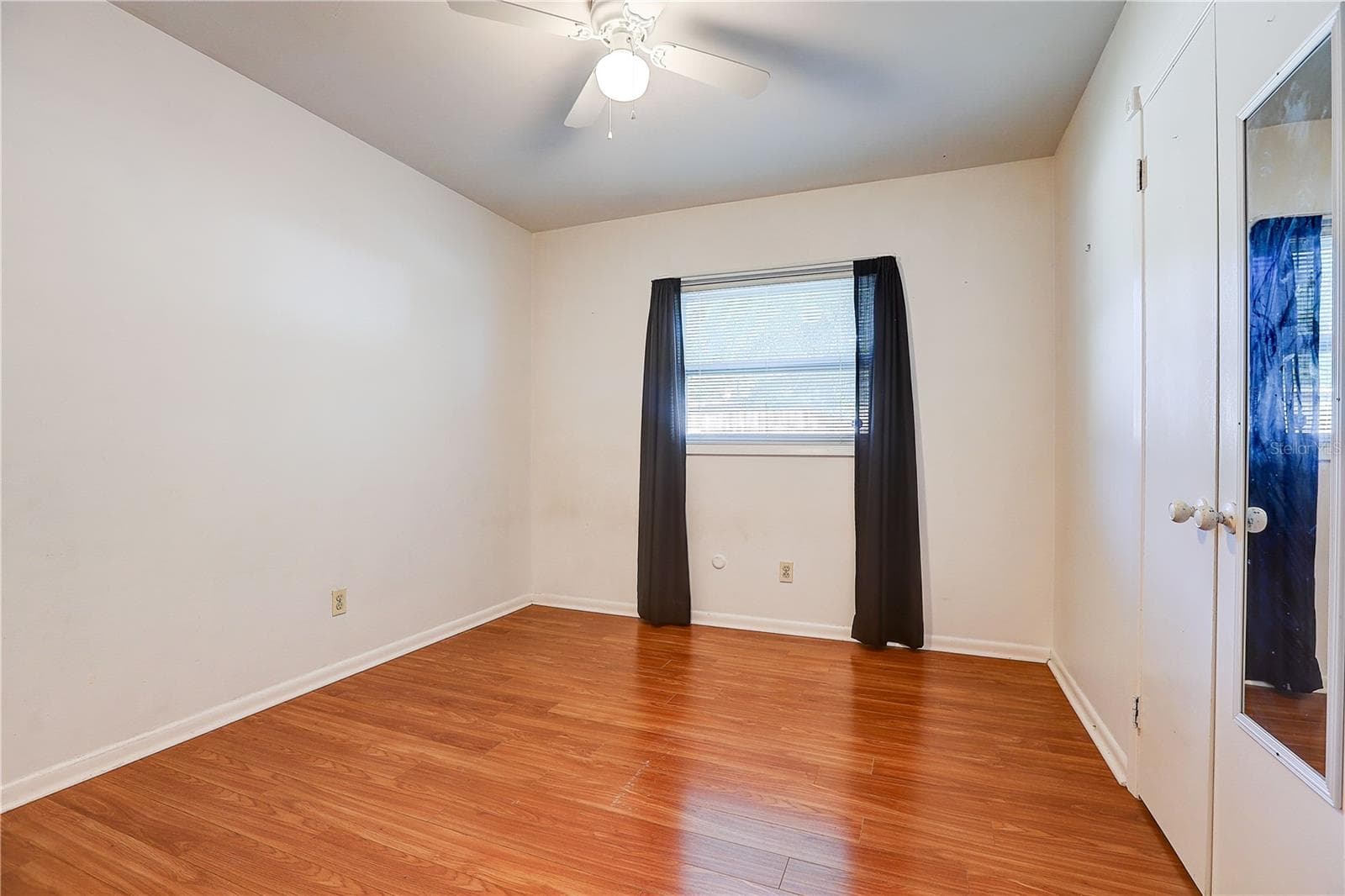 Single Family Residence at 519 OAKHURST ST, BRANDON, photo 16 of 41