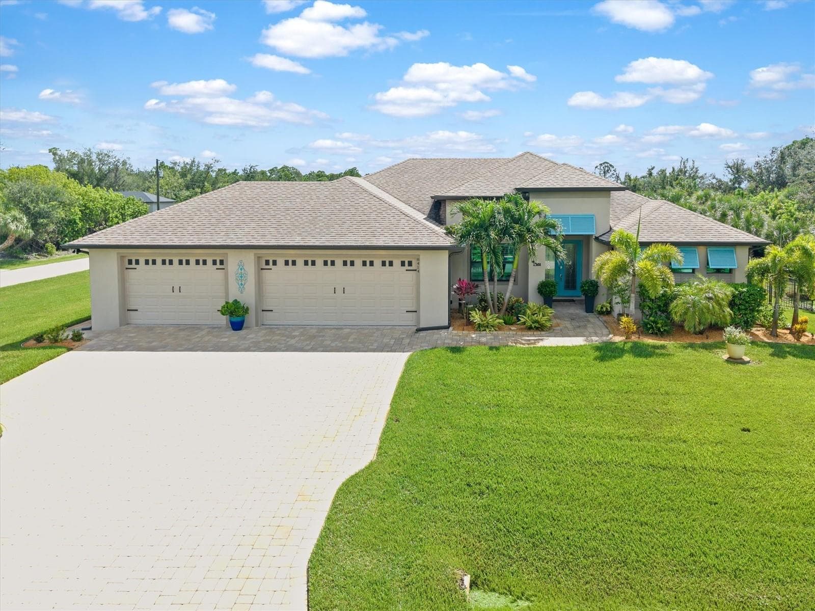 Lush St. Augustine Lawn - 8414 DAFOE ST, PORT CHARLOTTE