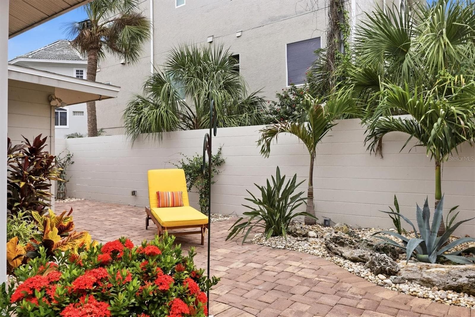 Back Patio - 6005 MIDNIGHT PASS RD #S6, SARASOTA