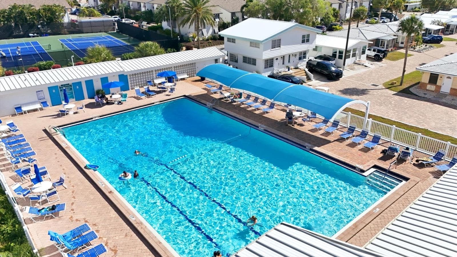 Deeded Access To Aloha Kai Heated Community Pool - 6005 MIDNIGHT PASS RD #S6, SARASOTA