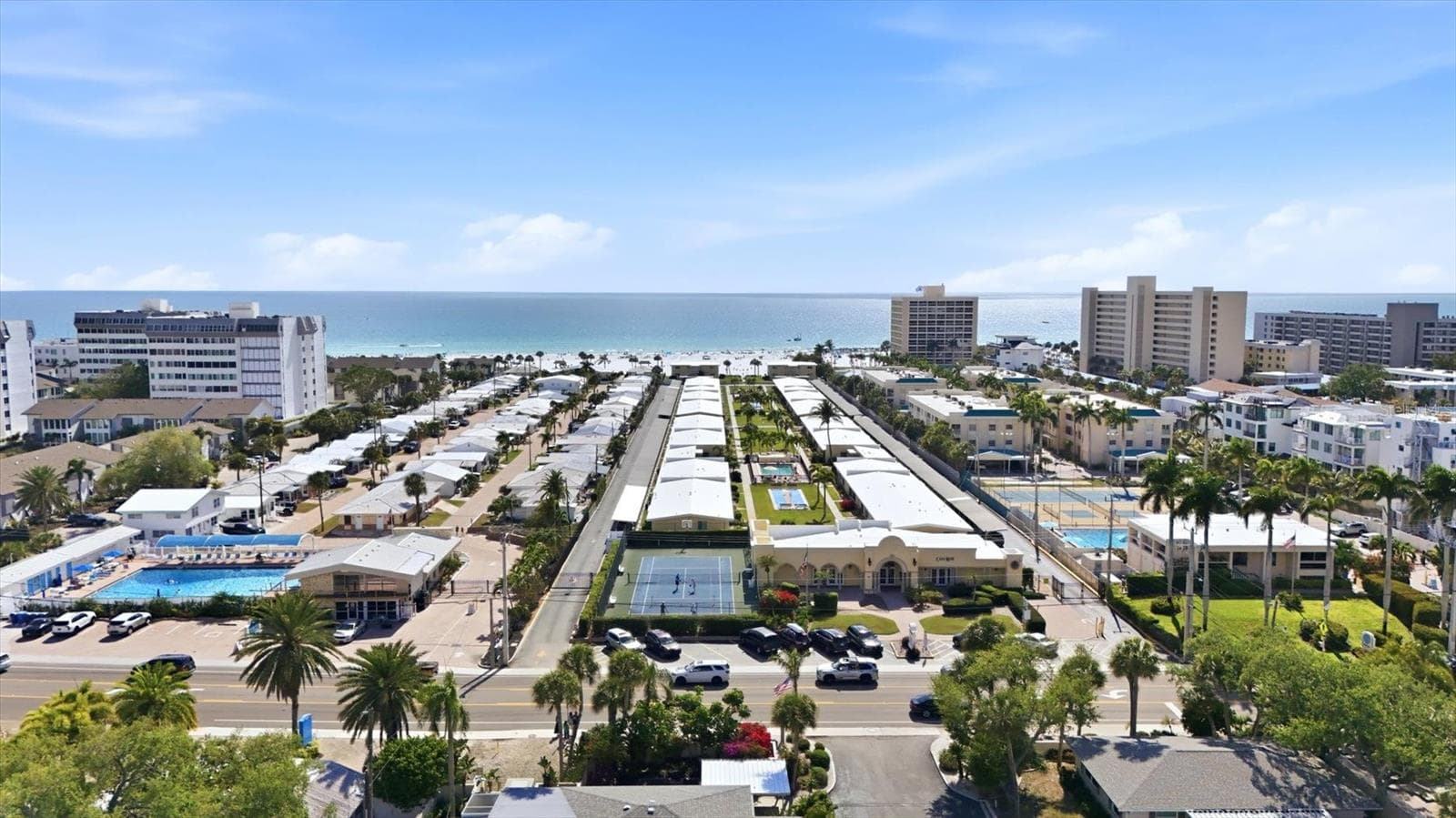 Steps From The Beach and Bay - 6005 MIDNIGHT PASS RD #S6, SARASOTA