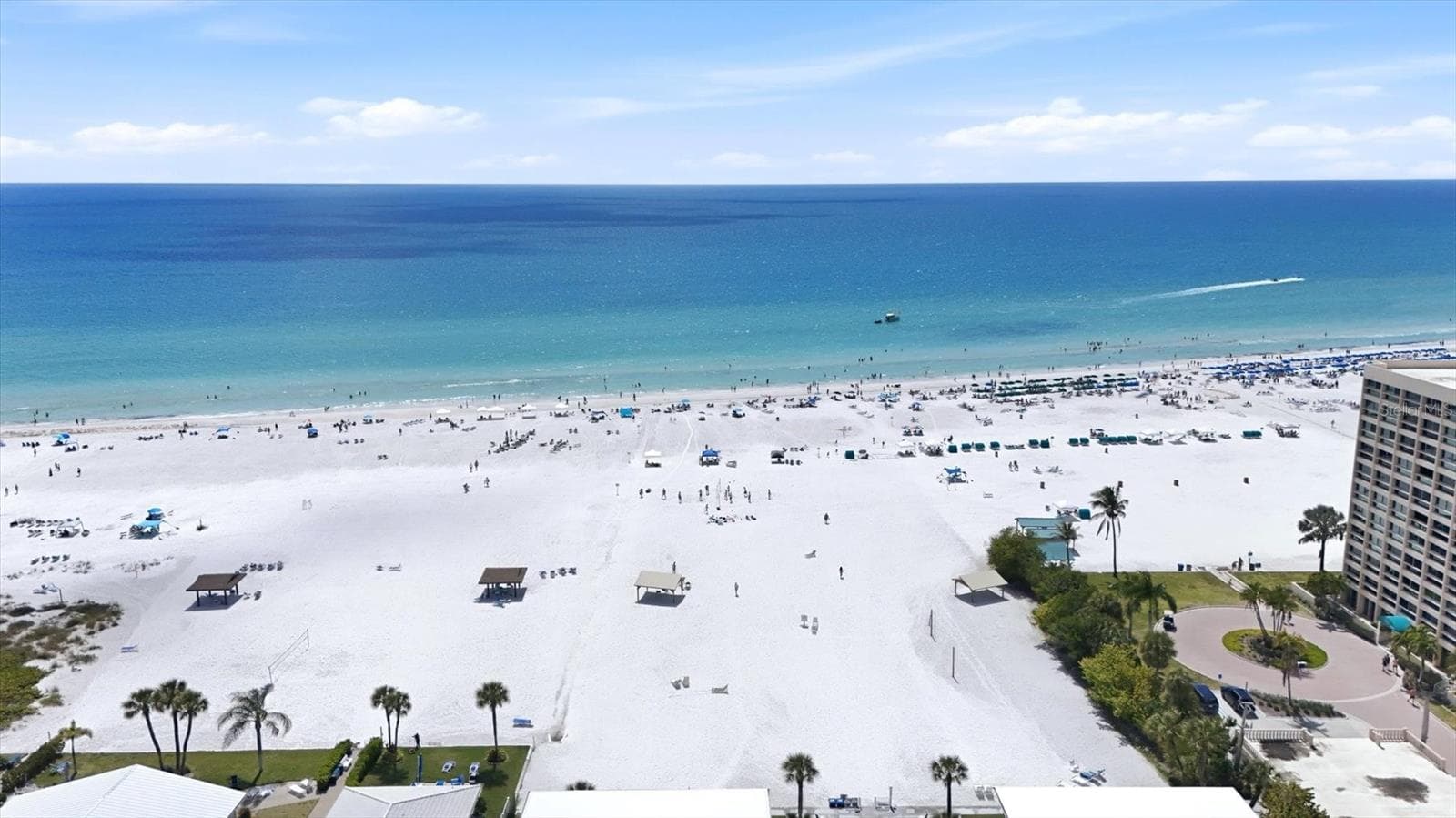 Deeded Beach Access Through Aloha Kai Across The Street - 6005 MIDNIGHT PASS RD #S6, SARASOTA