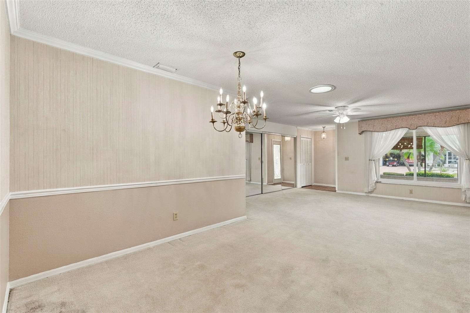Single Family Residence at 1611 DOWER WAY, SUN CITY CENTER, photo 12 of 80
