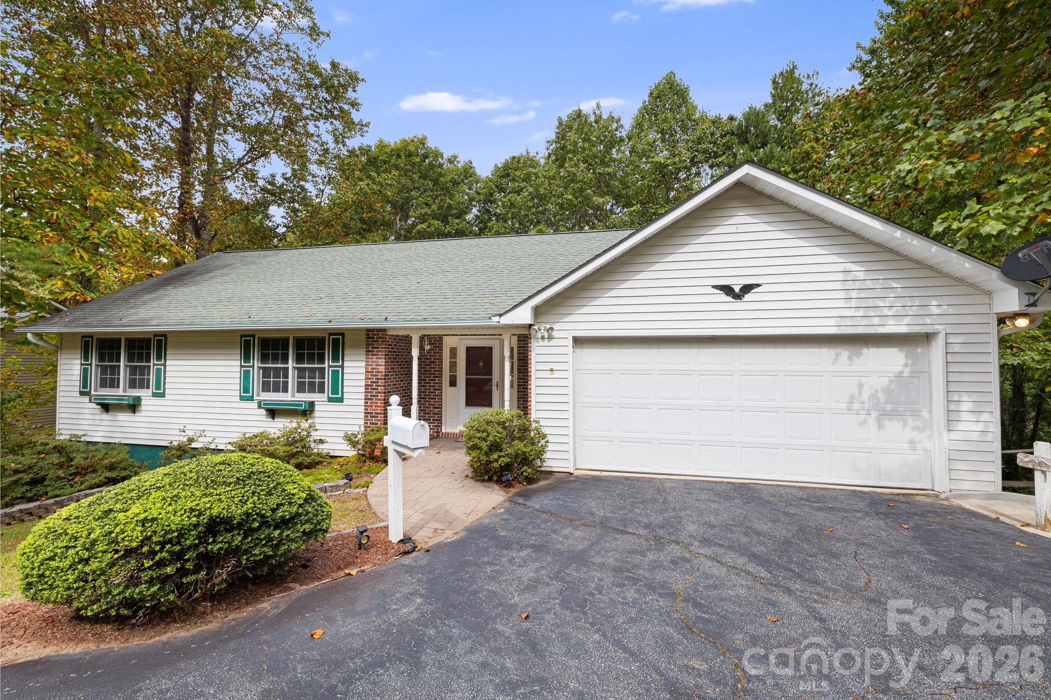 Single Family Residence at 103 Tarragon Place, Flat Rock, photo 2 of 47