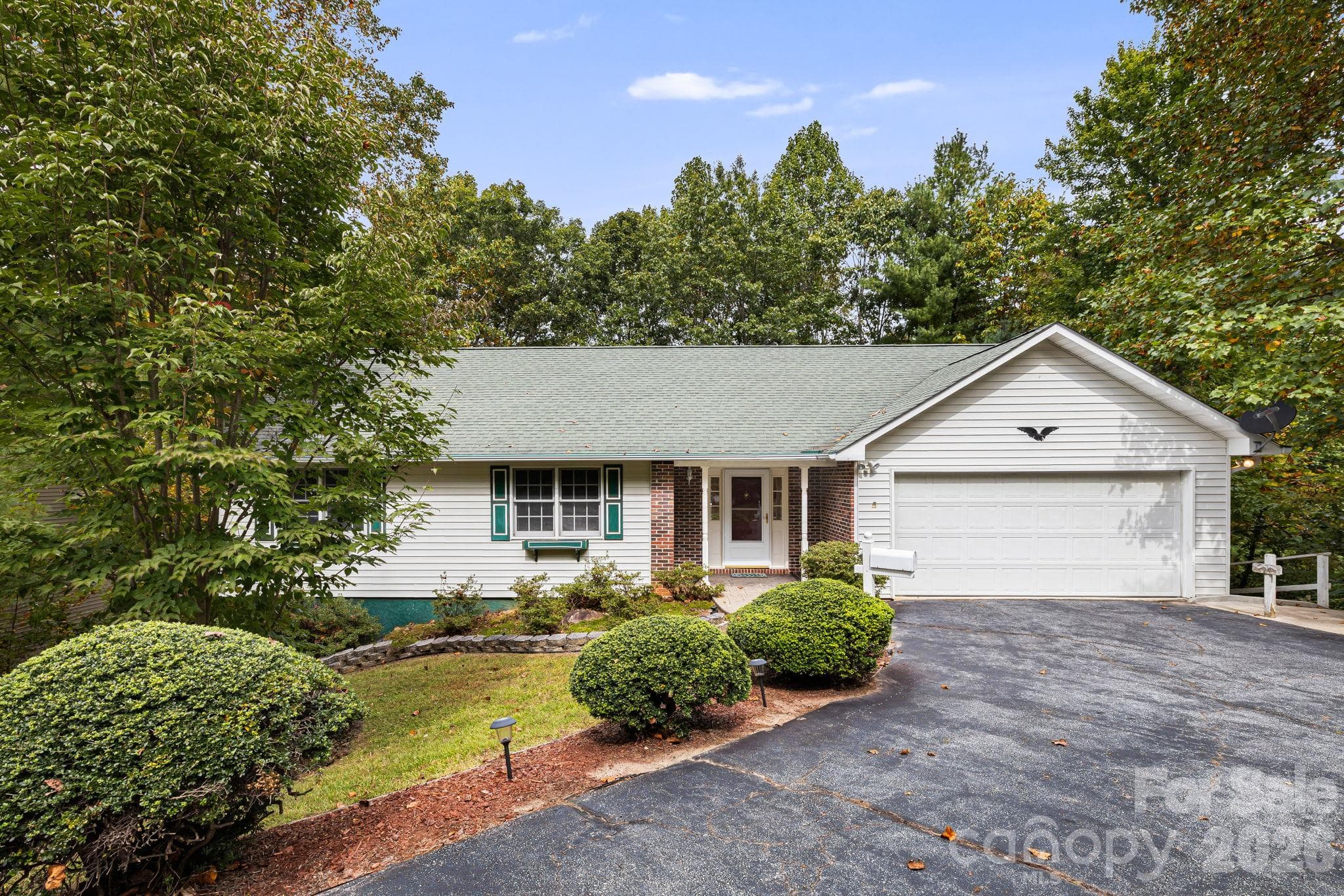 Single Family Residence at 103 Tarragon Place, Flat Rock, photo 3 of 47