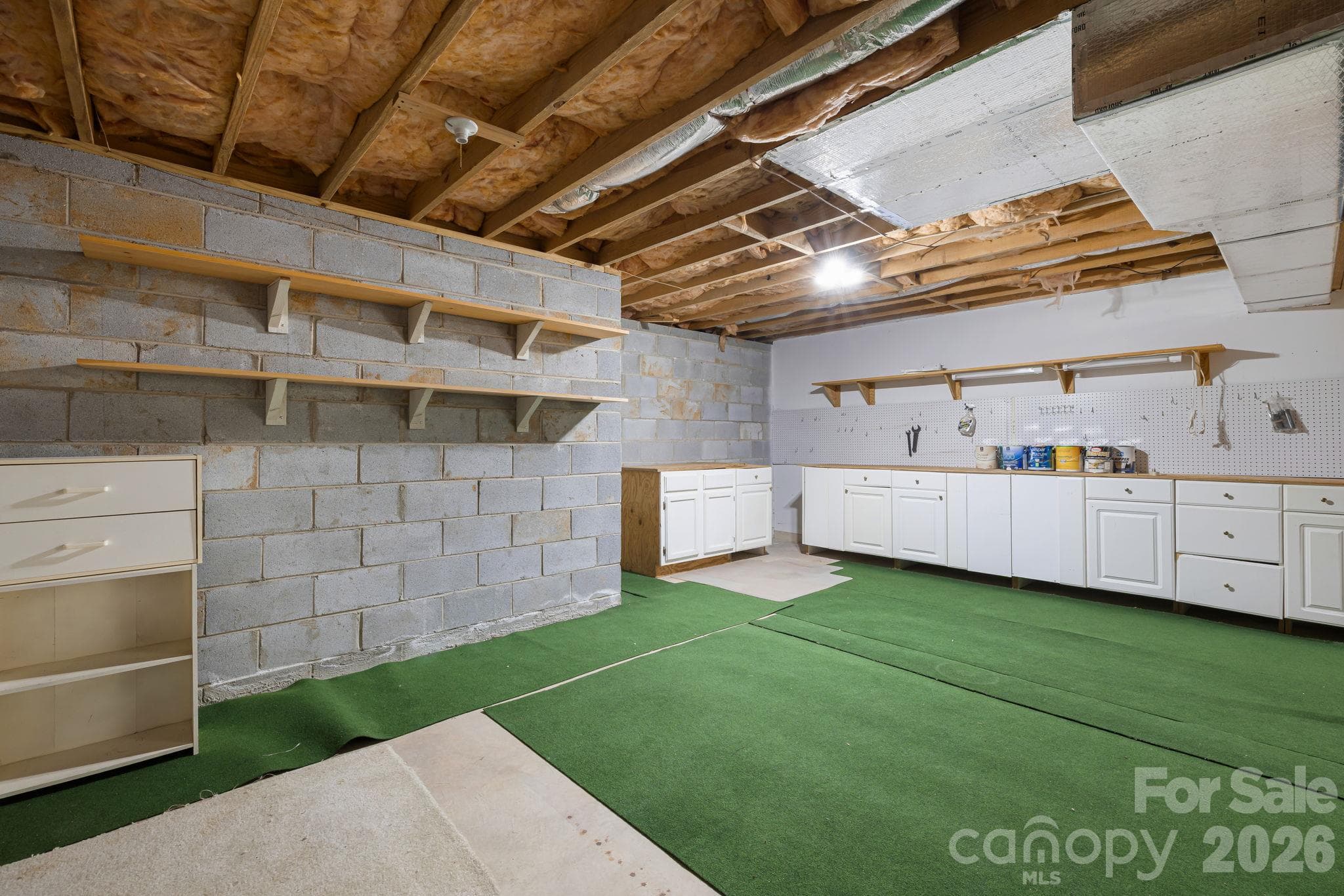 Single Family Residence at 103 Tarragon Place, Flat Rock, photo 34 of 47