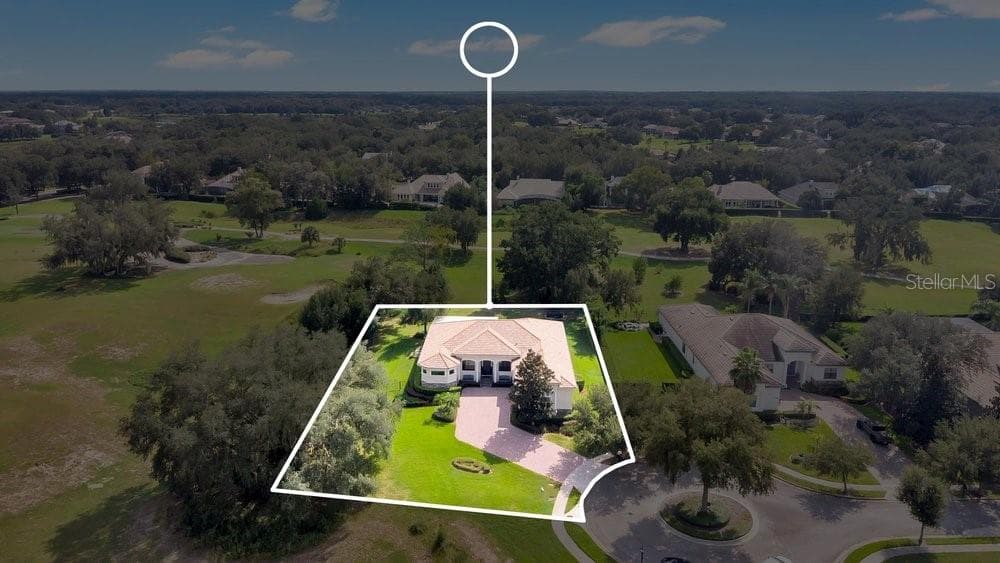 Single Family Residence at 32809 BERWICK GLEN CT, SORRENTO, photo 3 of 40