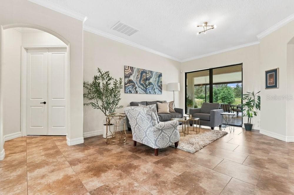 Single Family Residence at 32809 BERWICK GLEN CT, SORRENTO, photo 9 of 40