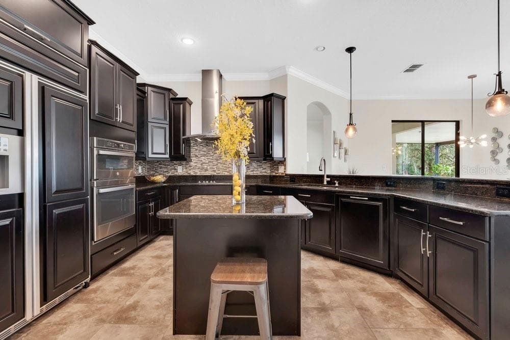 Single Family Residence at 32809 BERWICK GLEN CT, SORRENTO, photo 17 of 40