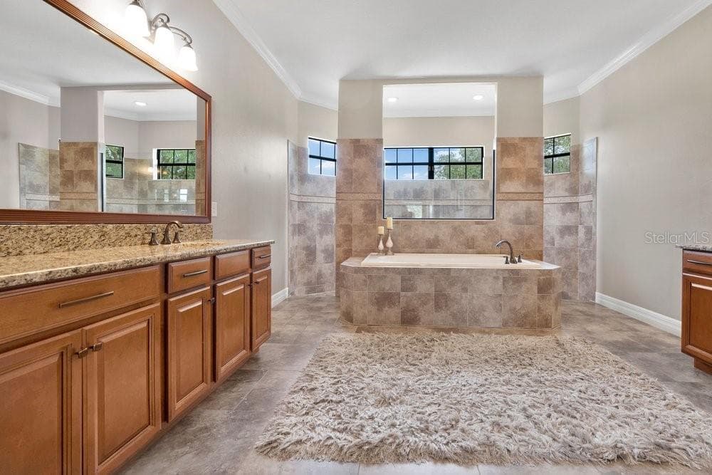 Single Family Residence at 32809 BERWICK GLEN CT, SORRENTO, photo 20 of 40