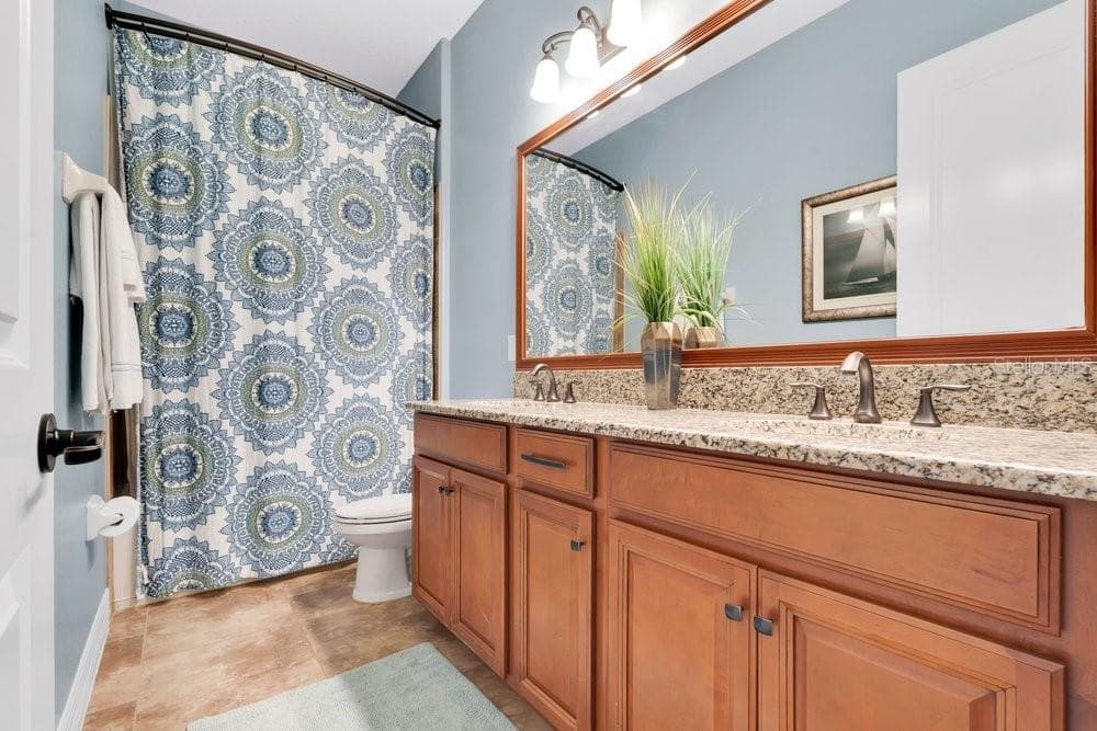 Single Family Residence at 32809 BERWICK GLEN CT, SORRENTO, photo 25 of 40