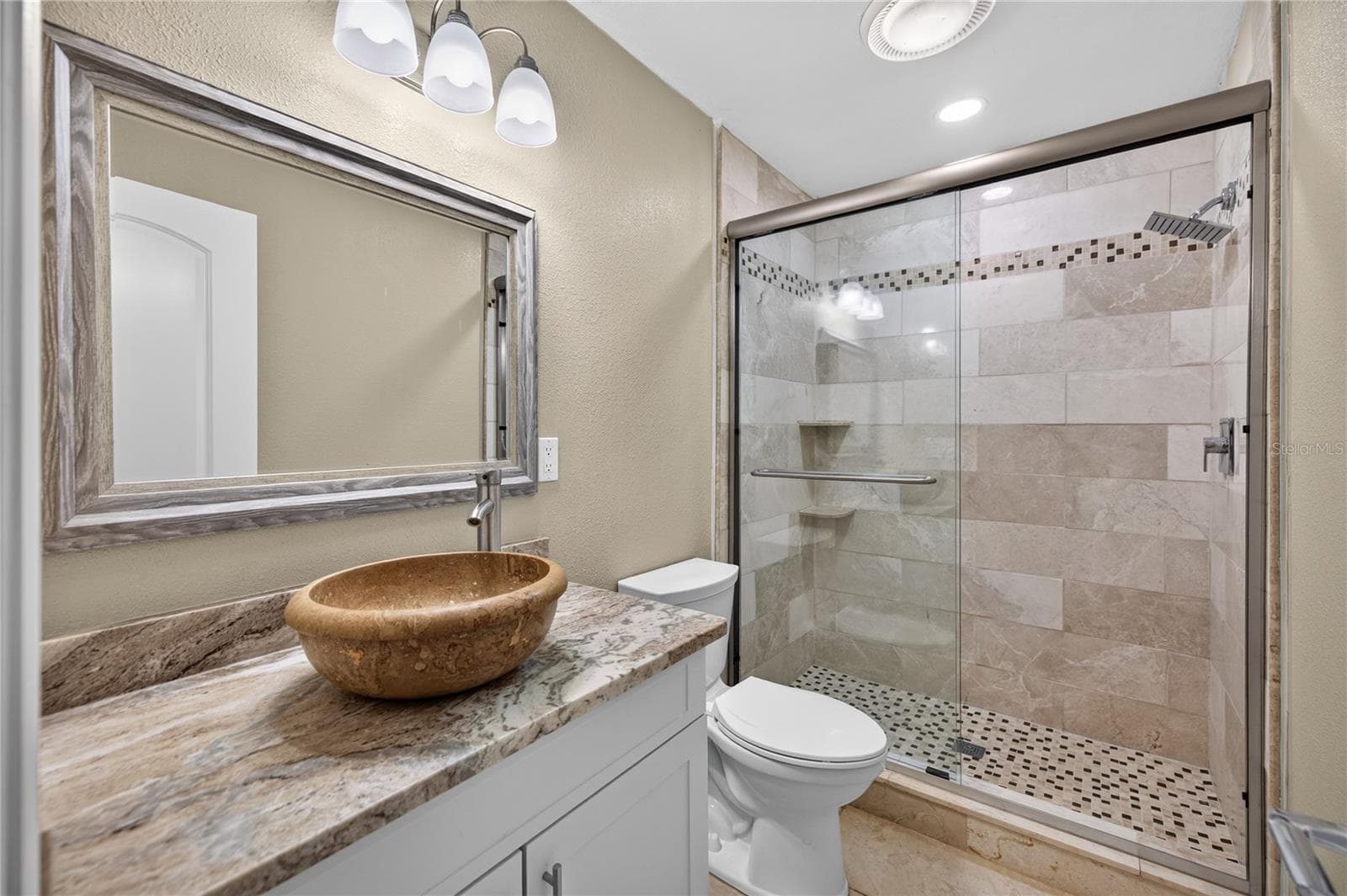 Primary Bath - 4004 SHORESIDE CIR, TAMPA