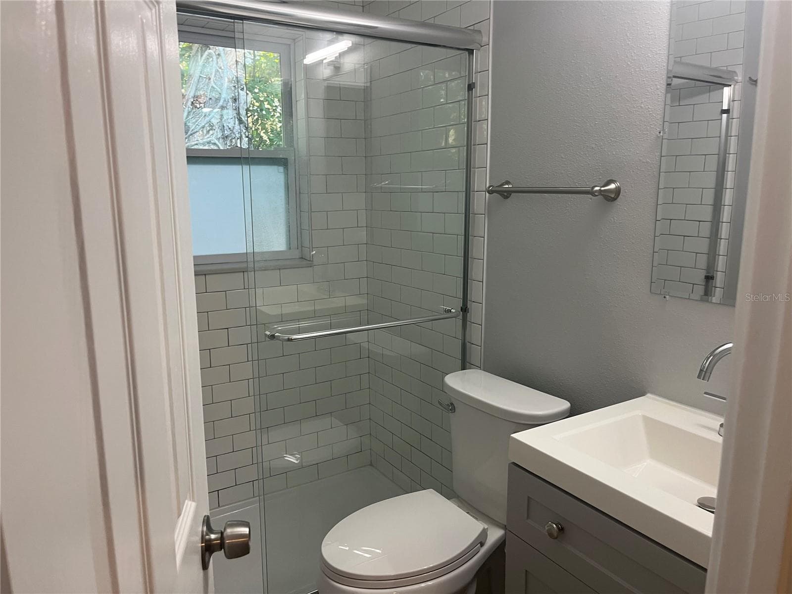 Quadruplex at 115 CLEVELAND AVE, LARGO, photo 46 of 61