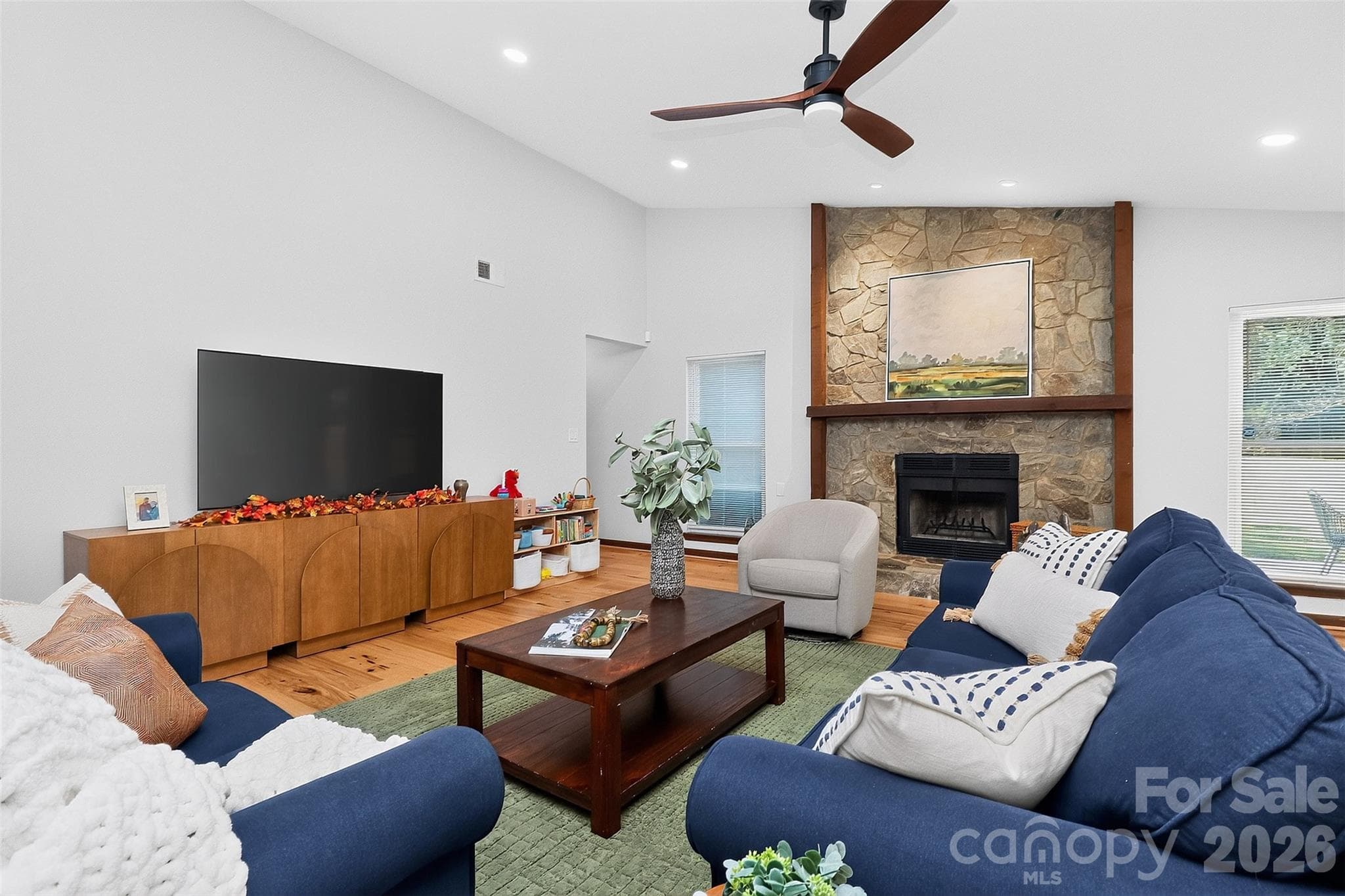 Single Family Residence at 3851 Sweetgrass Lane, Charlotte, photo 10 of 39