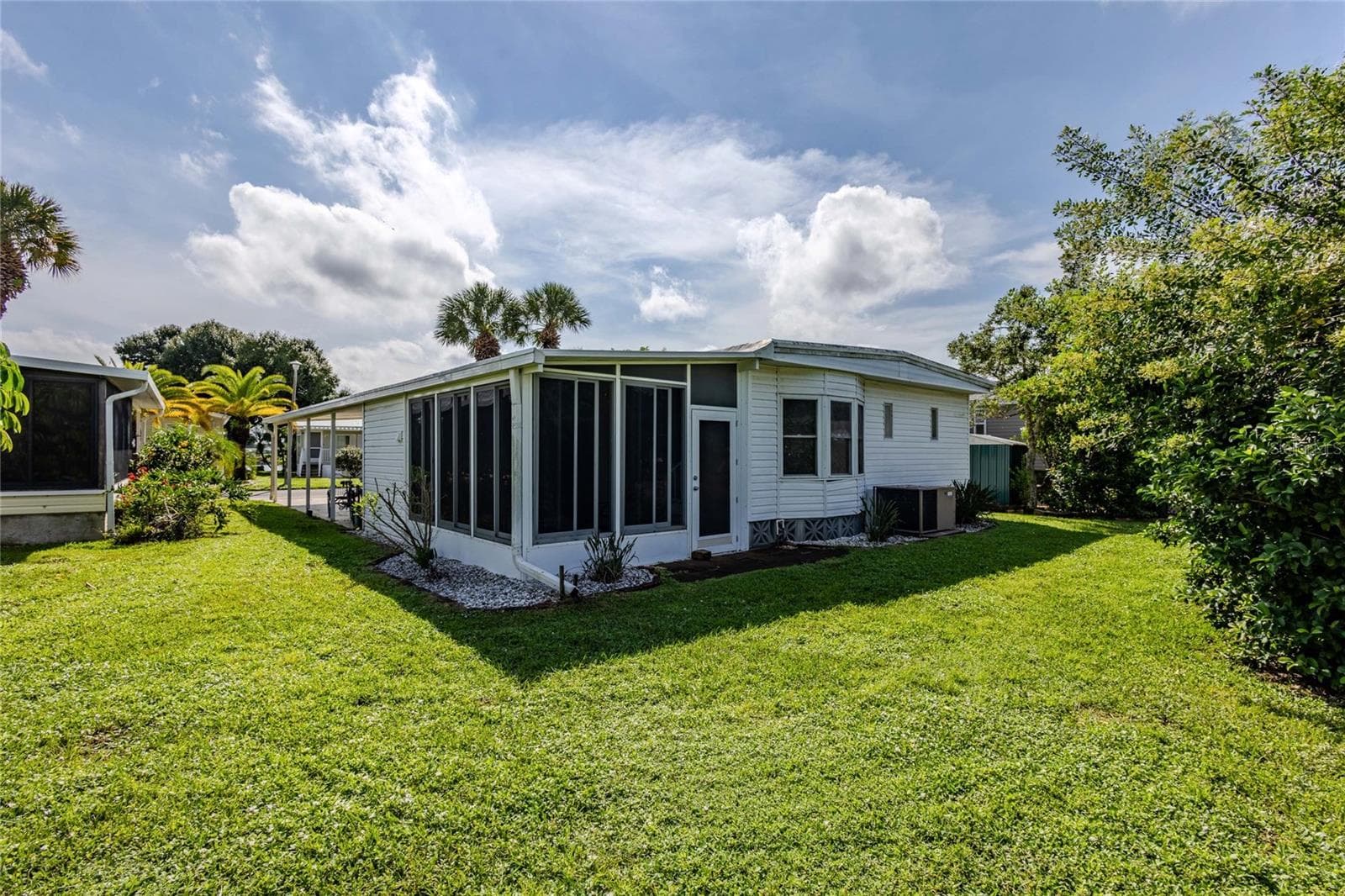 Manufactured Home at 2100 KINGS HWY #953, PORT CHARLOTTE, photo 5 of 90