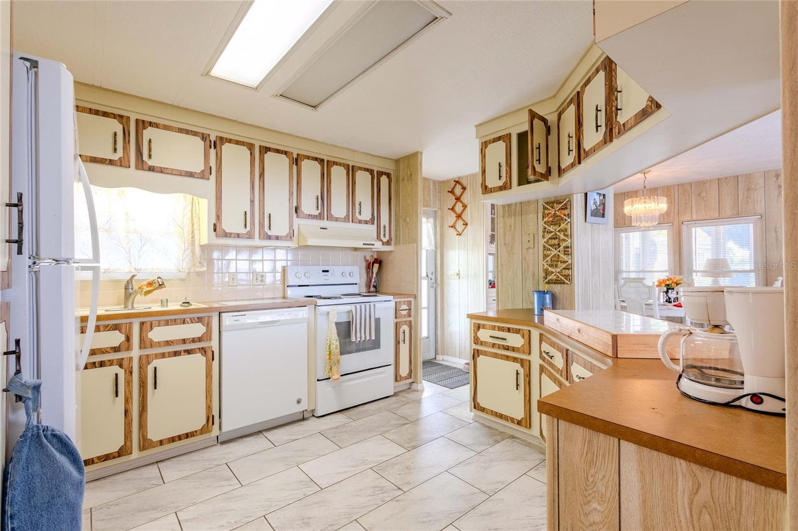 Manufactured Home at 2100 KINGS HWY #953, PORT CHARLOTTE, photo 6 of 90