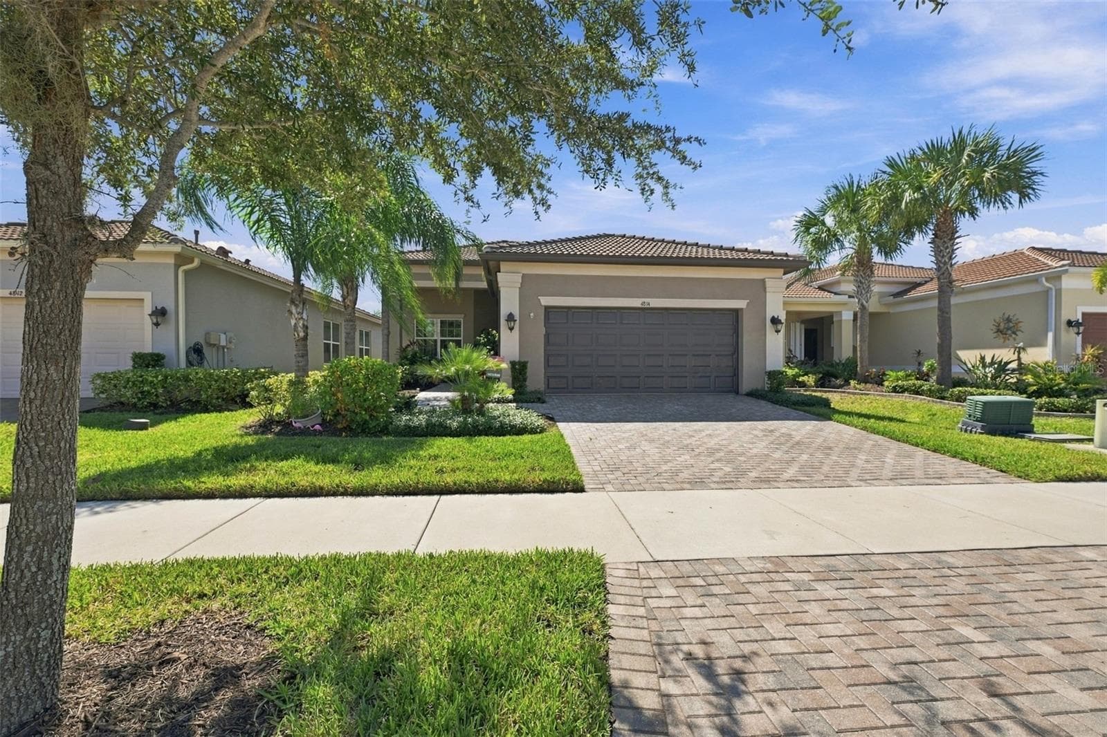 4814 SEVILLA SHORES DR